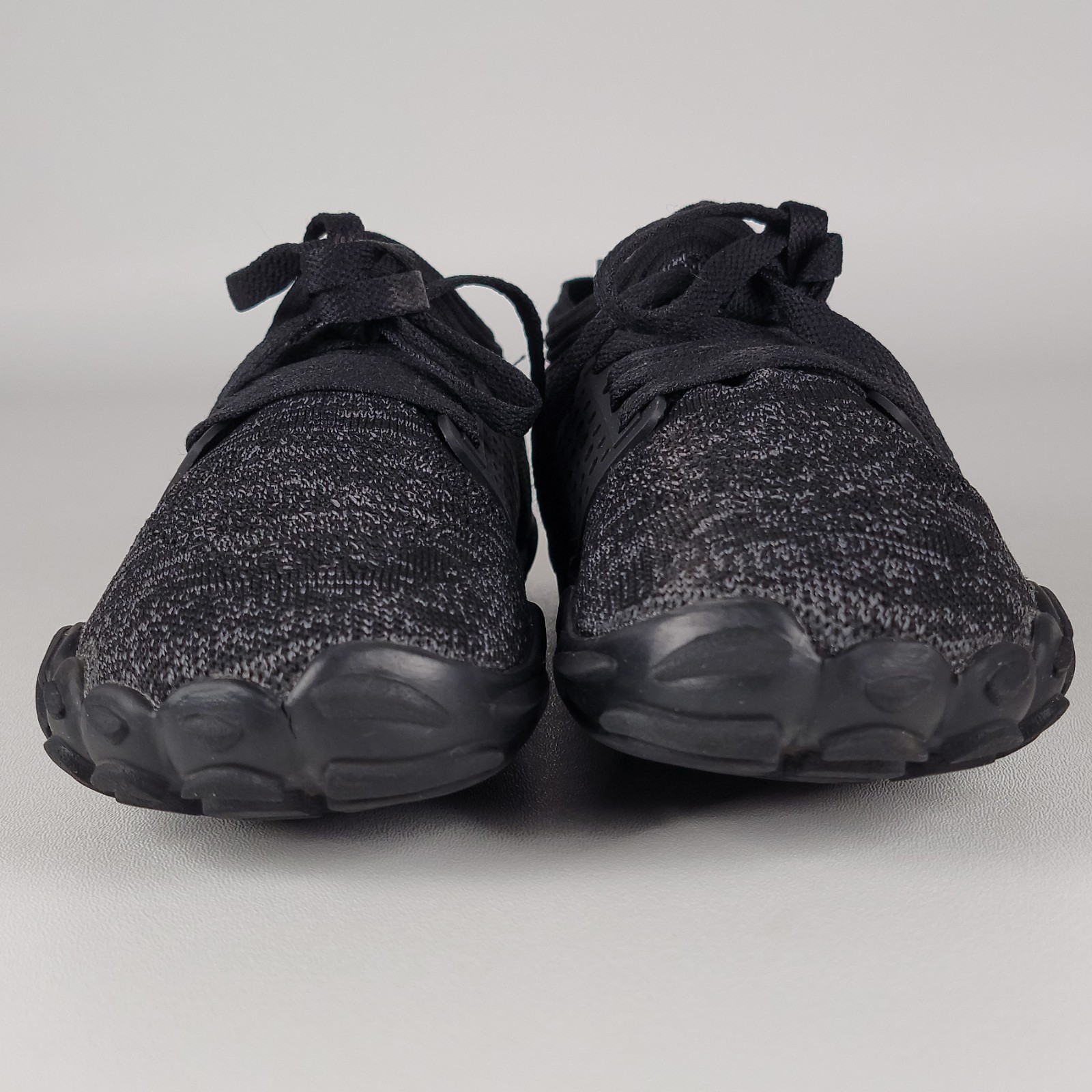 Sports Womens Sneaker Water Shoe Black Mesh Slip On Laces Round Toe EUR 37