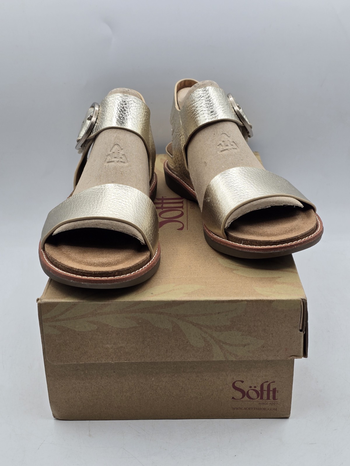 NIB Sofft Women’s Bali Platino Sandal – Size 6.5M