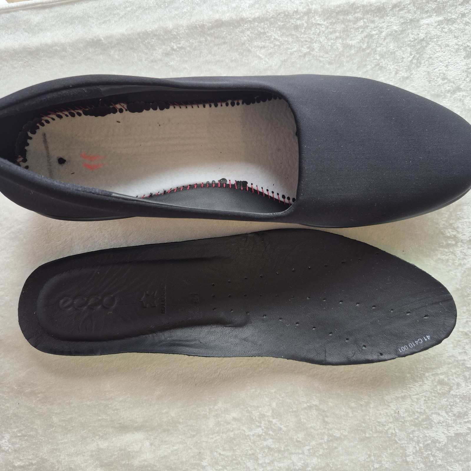 ECCO Women’s Black Slip-On Wedge Comfort Shoes Round Toe EU 41 US 10–10.5