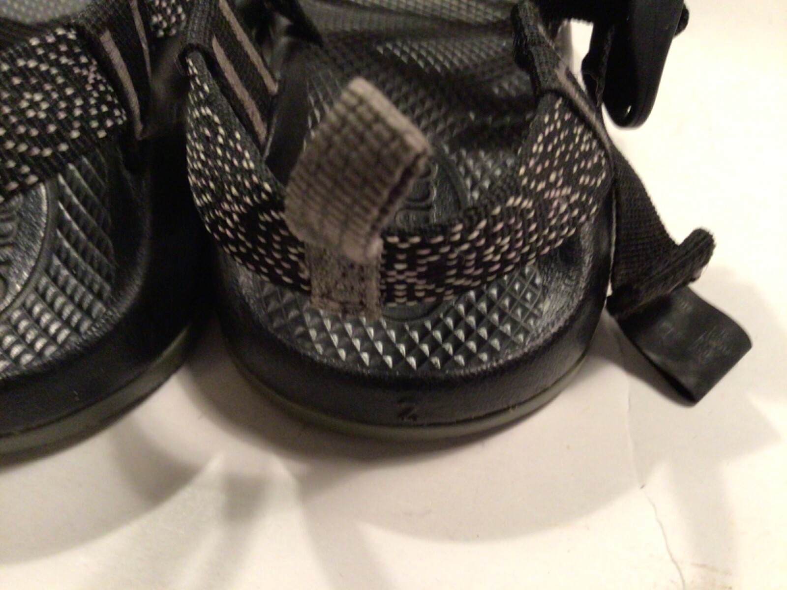 Chaco Strappy Sandals Black 2 Beach Walking Kayak Activewear Casual EUC