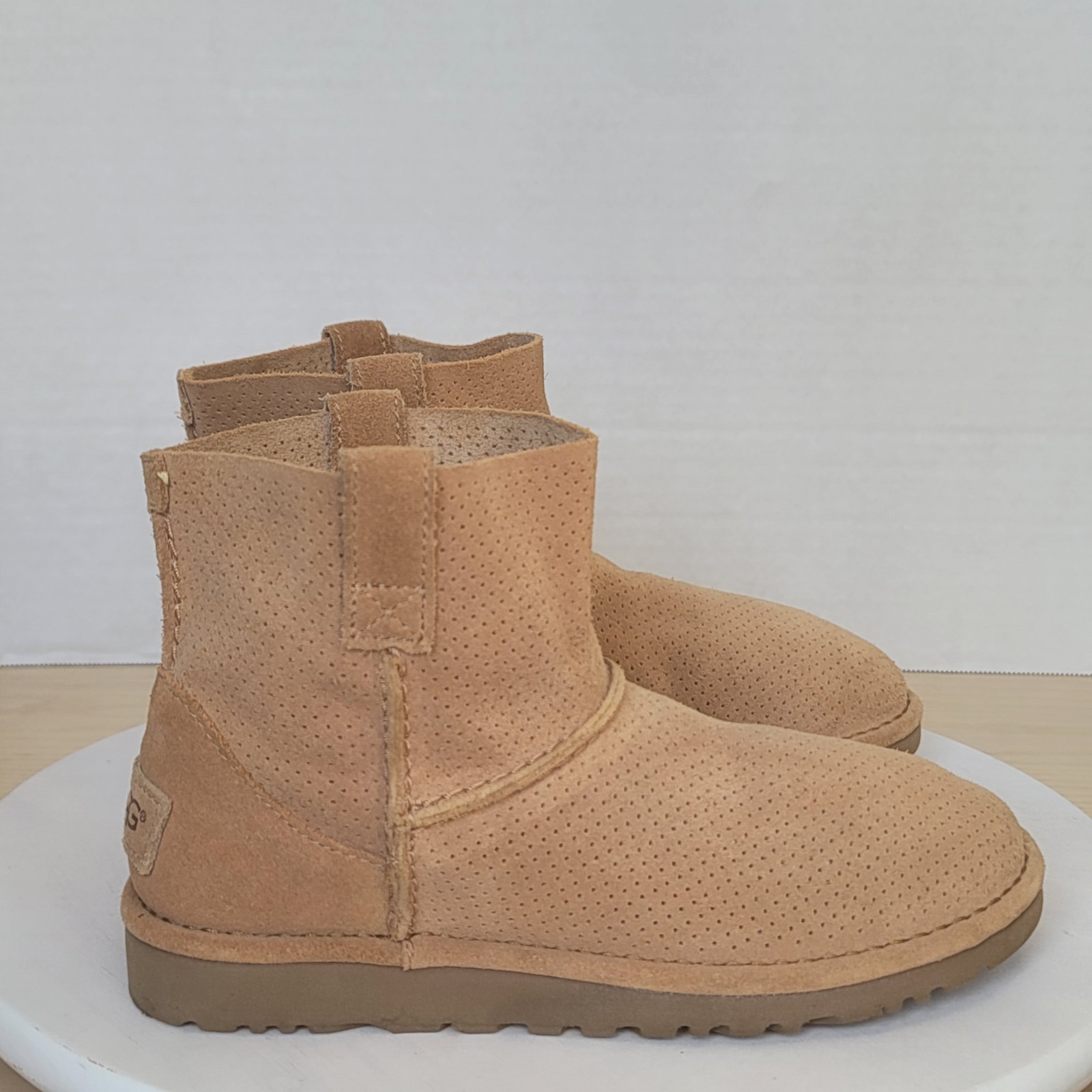 UGG Classic Unlined Mini Perforated Tawny Suede Leather Booties Booties Sz 5