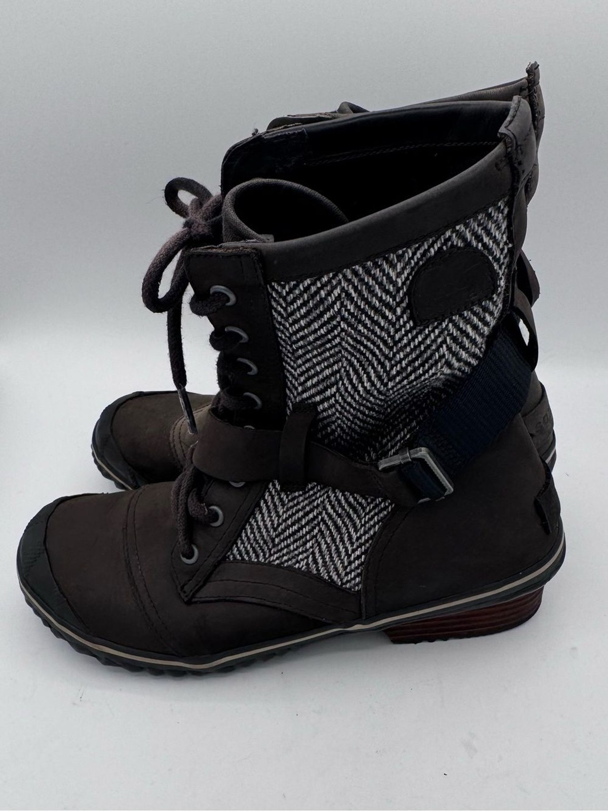 Sorel Brown Lace-Up Herringbone Boots