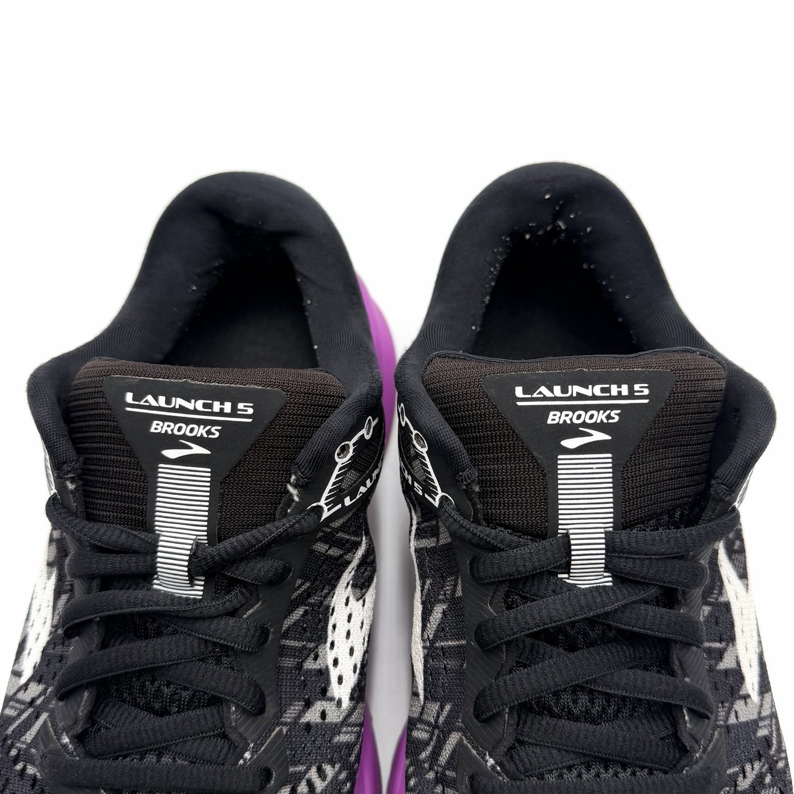 Brooks Launch 5 Womens Size 7 Running Shoes Sneakers 1202661B090 Black Purple