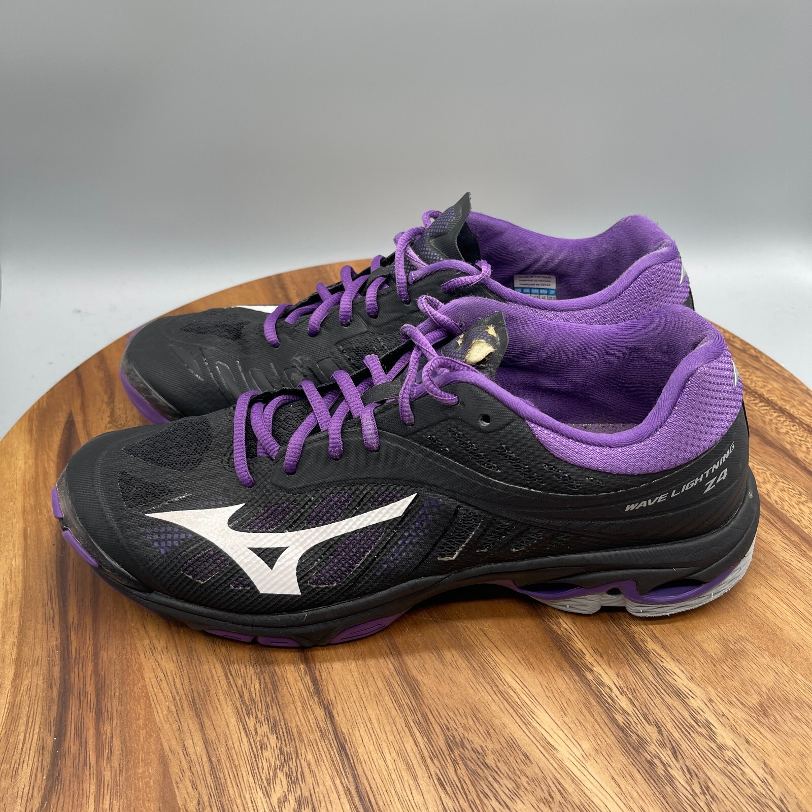 Mizuno Wave Lightning Z4 Shoes Womens 11 Black Volleyball Court Comfort Sneaker
