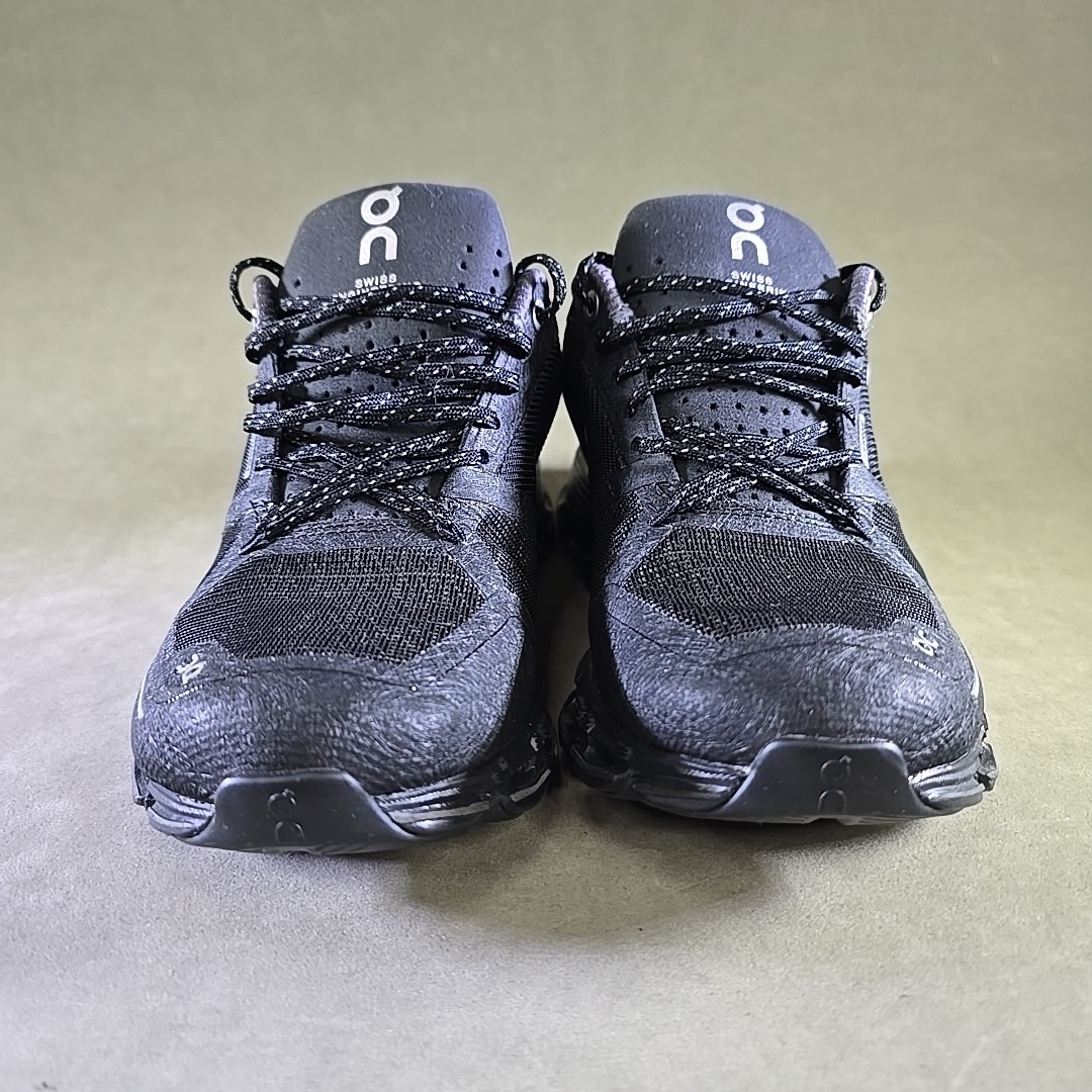 ON CLOUD CLOUDFLYER Womens All Black Lunar WATERPROOF Running Walking Shoes Sz 5