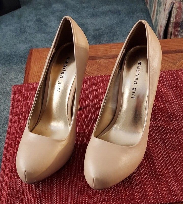 Madden Girl Hollisss 7.5 High Heels, PU Upper, PU Lining/Sock, Manmade Outsole
