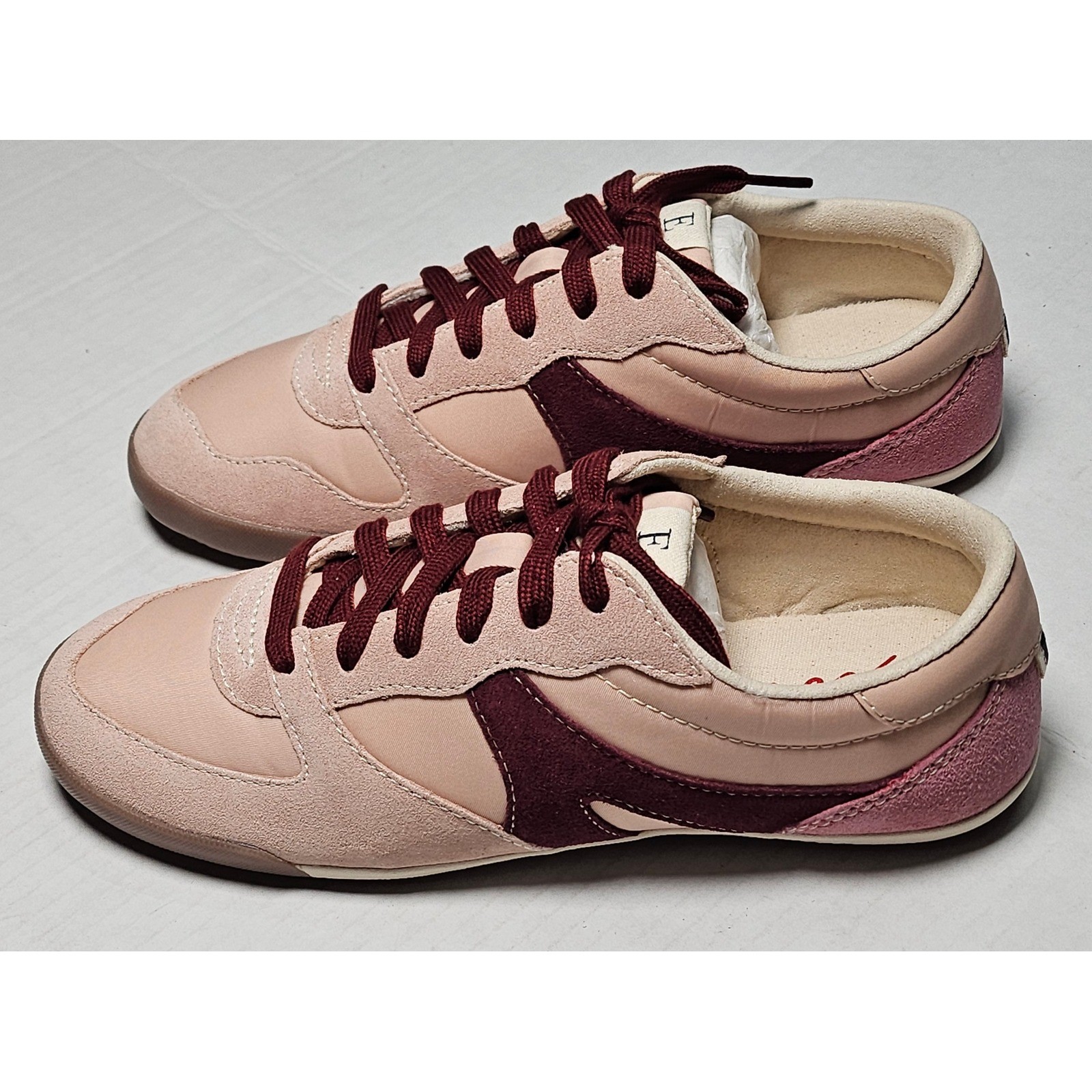 ED Ellen DeGeneres Ellert Peony Pink Suede Low Top Sneakers Size 6.5