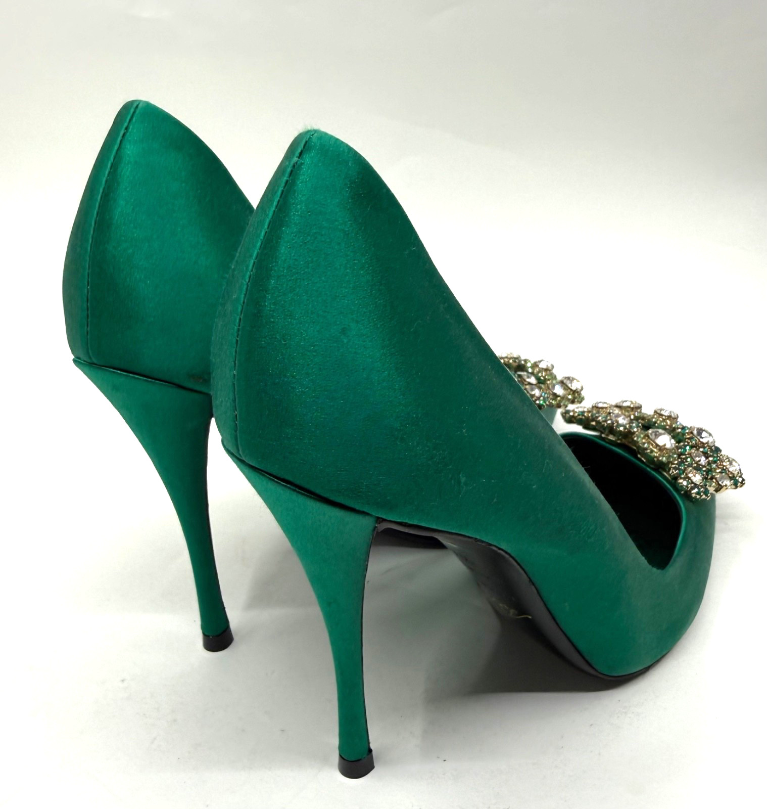 ROGER VIVIER Emerald Satin Flower Strass Decolleté Crystal Buckle Pump size 37.5