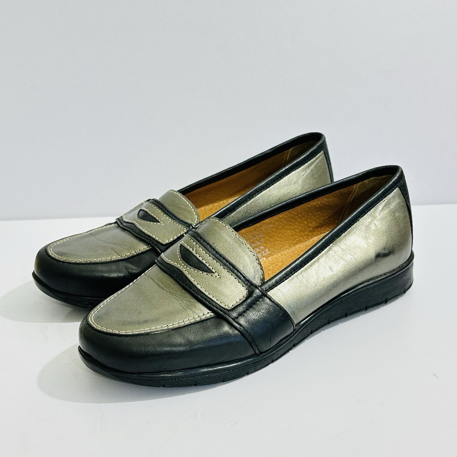 Blue Illusion Women’s Two Tone Leather Comfort Loafers EU37 AU6