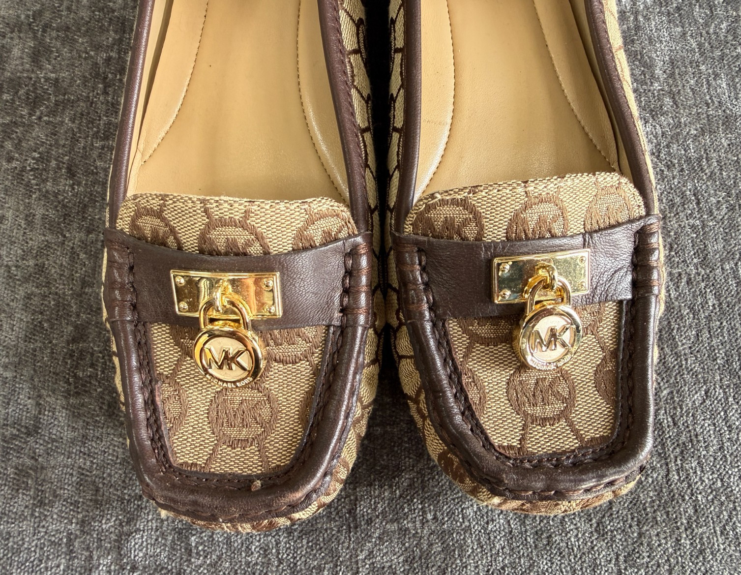 Michael Kors MK Women’s Hamilton Loafer Logo Textile & Leather Size 6.5 MG16L
