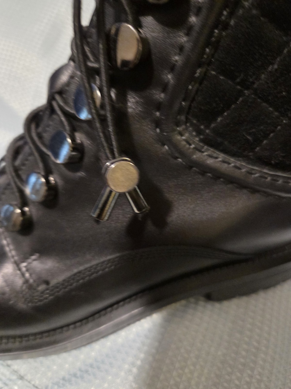 Aquatalia Linda Ankle Boots Womens Sz 9 Black Quilted Leather Made in Italy $400