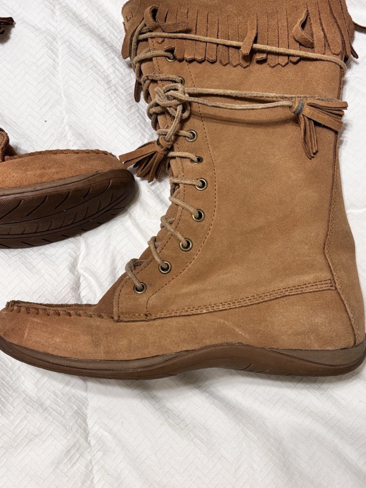 L L Bean Suede Leather Tan Tassel Thick Sheepskin Lined Winter Boots Size 8.5 M