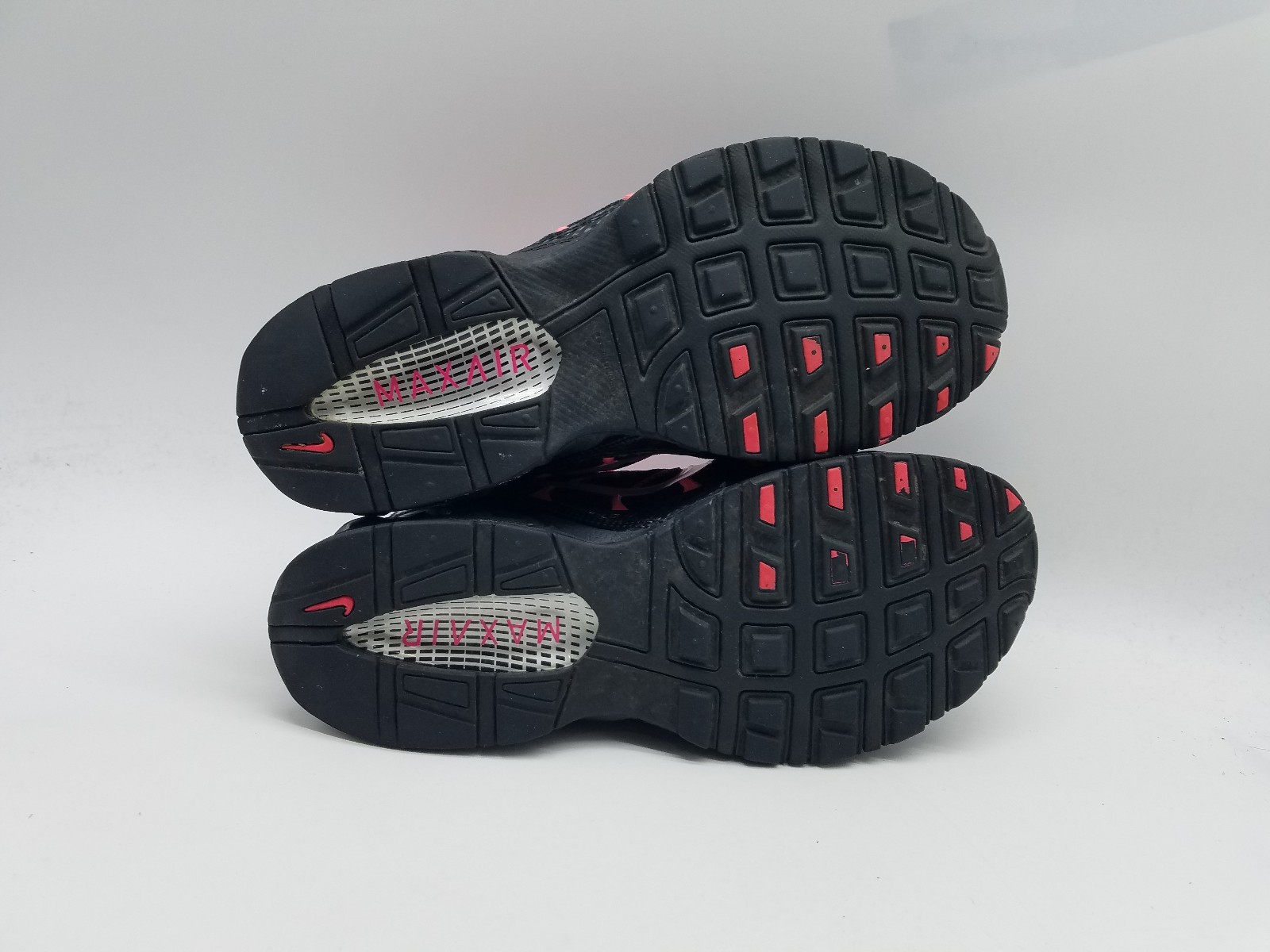 Nike Air Max Torch 4 Women’s Size 11 Running Shoes Black Pink