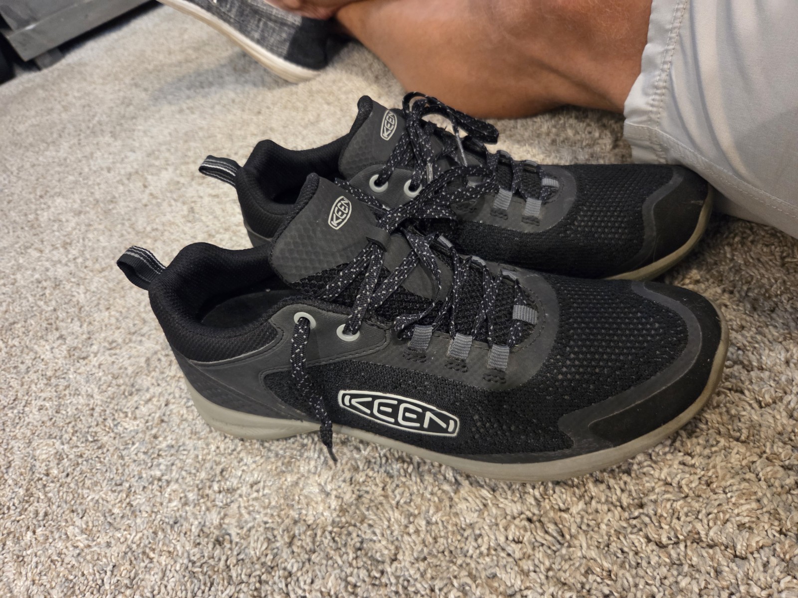 KEEN Women’s Terradora Speed Hiking Shoes Black/Drizzle sz 9 US