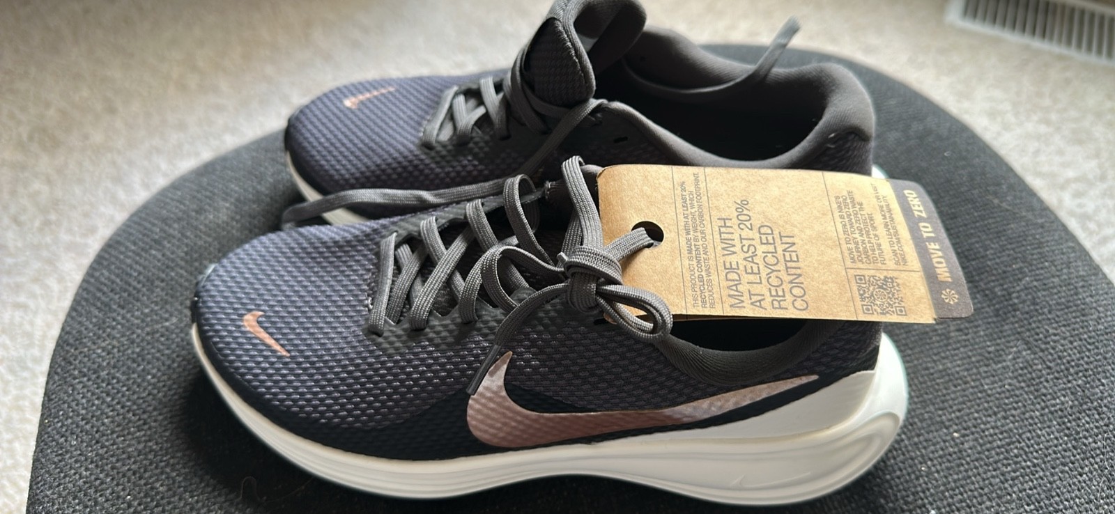 Size 6 – Nike Revolution 8 Medium Ash Metallic Red Bronze W