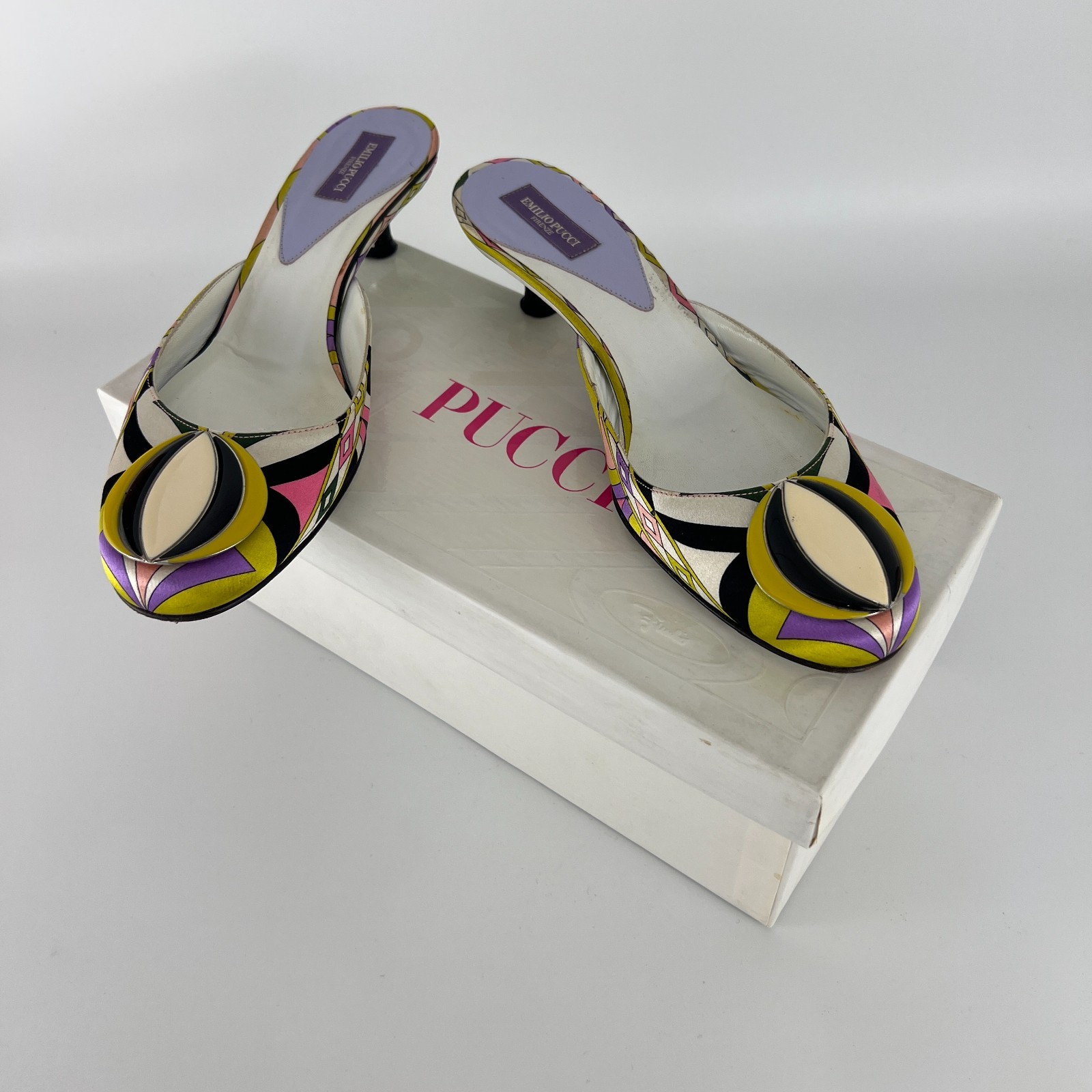 Pucci | Auth Vint Sphere Hardware Multicolor Yellow Pink Kitten Heel Mules (36)