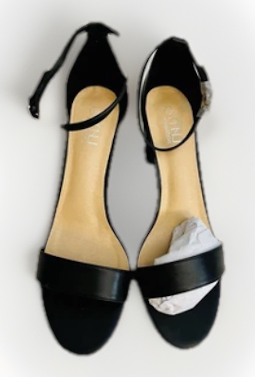 NIB New In Box Sz 11 Strappy Black Block Heels Shoes 3.25” Sandals Dressy
