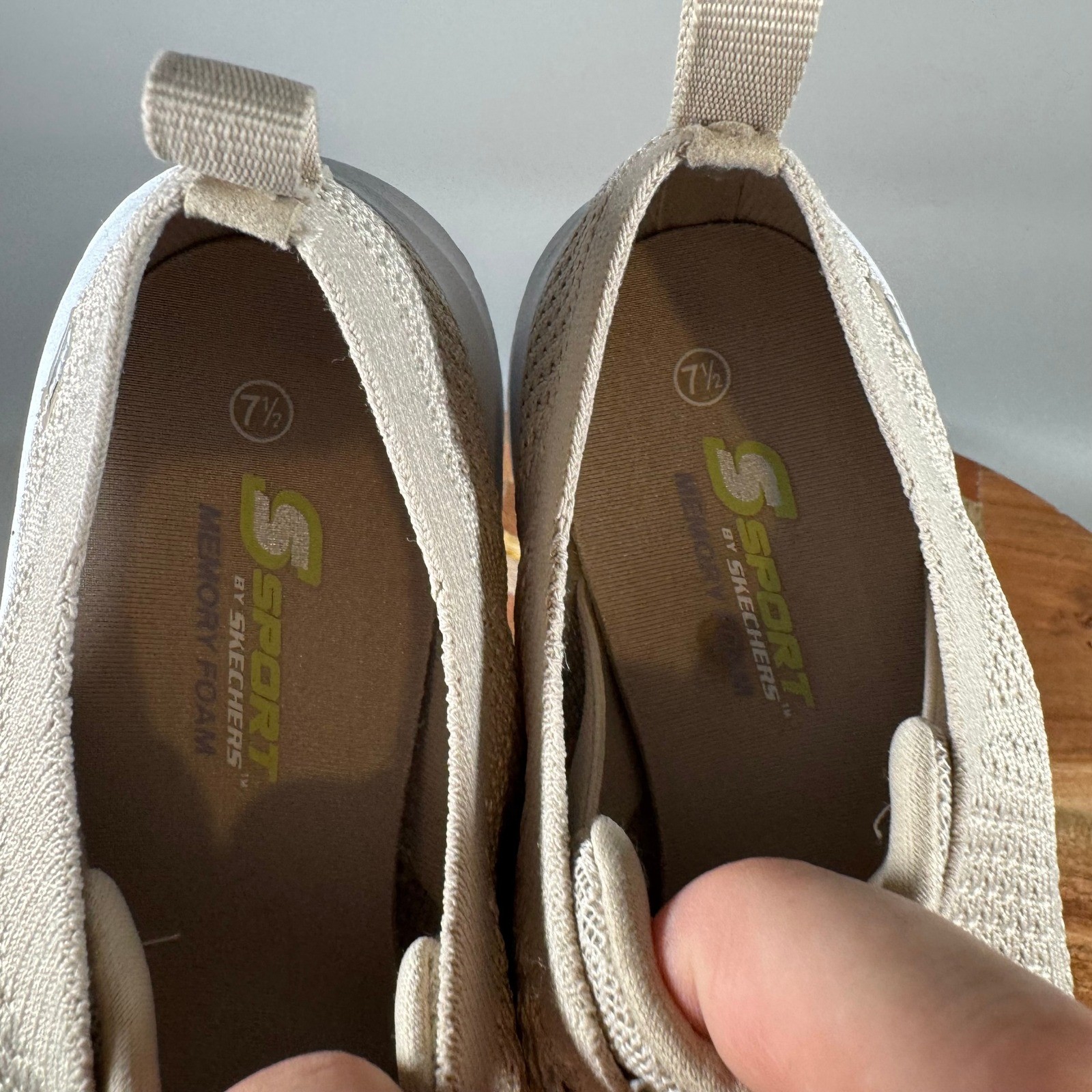 S Sport by Skechers Womens Beige Slip On Memory Foam Sneakers F190-11 Size 7.5