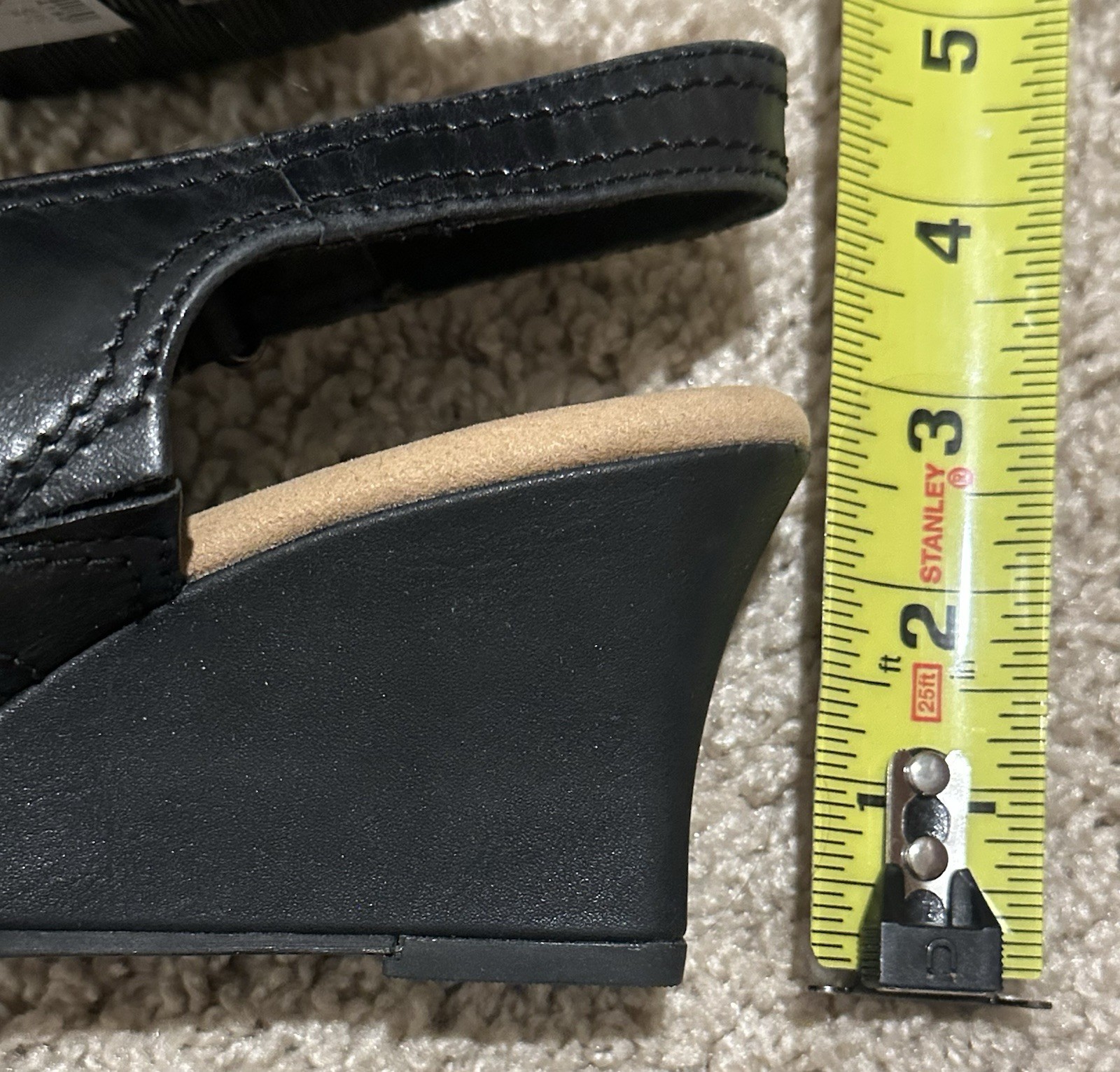 Clark’s Collection Women’s Wedge Sandals Size 7M Black 2.75 In Heel