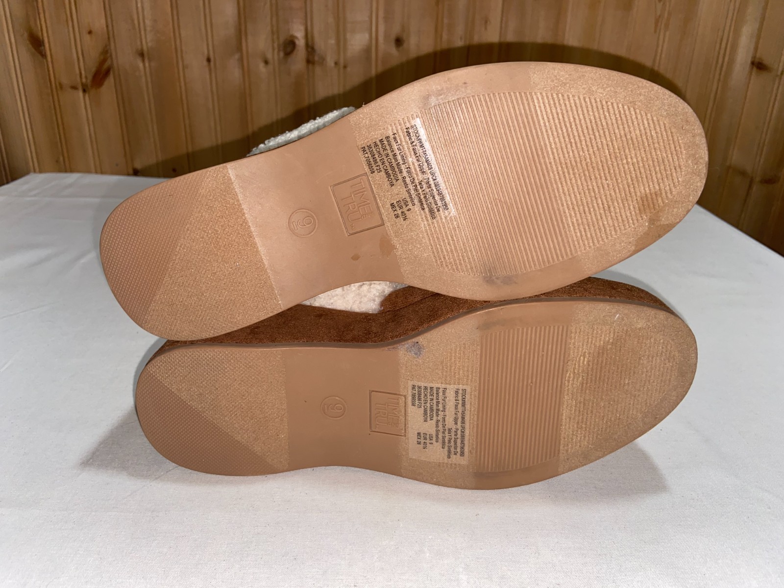 Time & Tru Women Wedge Clog Slippers Chestnut Brown Faux Shearling Platform NEW