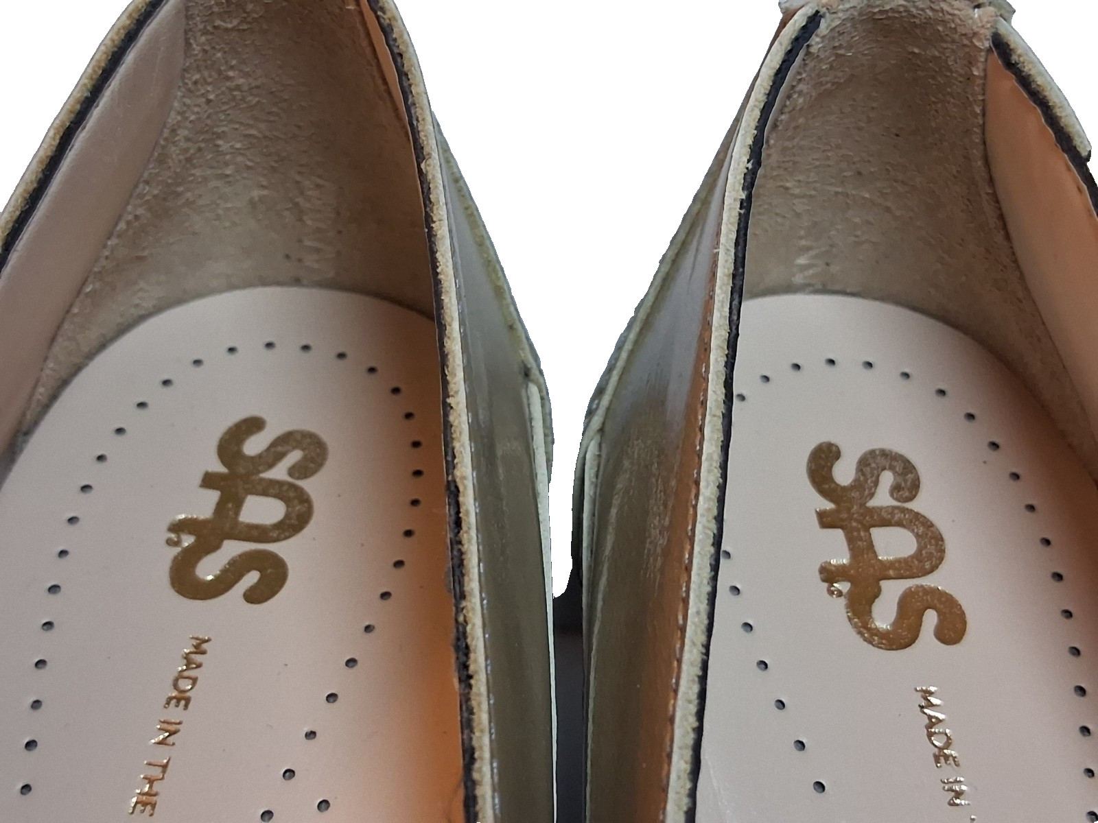 SAS Sonyo Slip On Heel Patent Leather Tan Beige Pumps Shoes sz 7.5 M Excellent