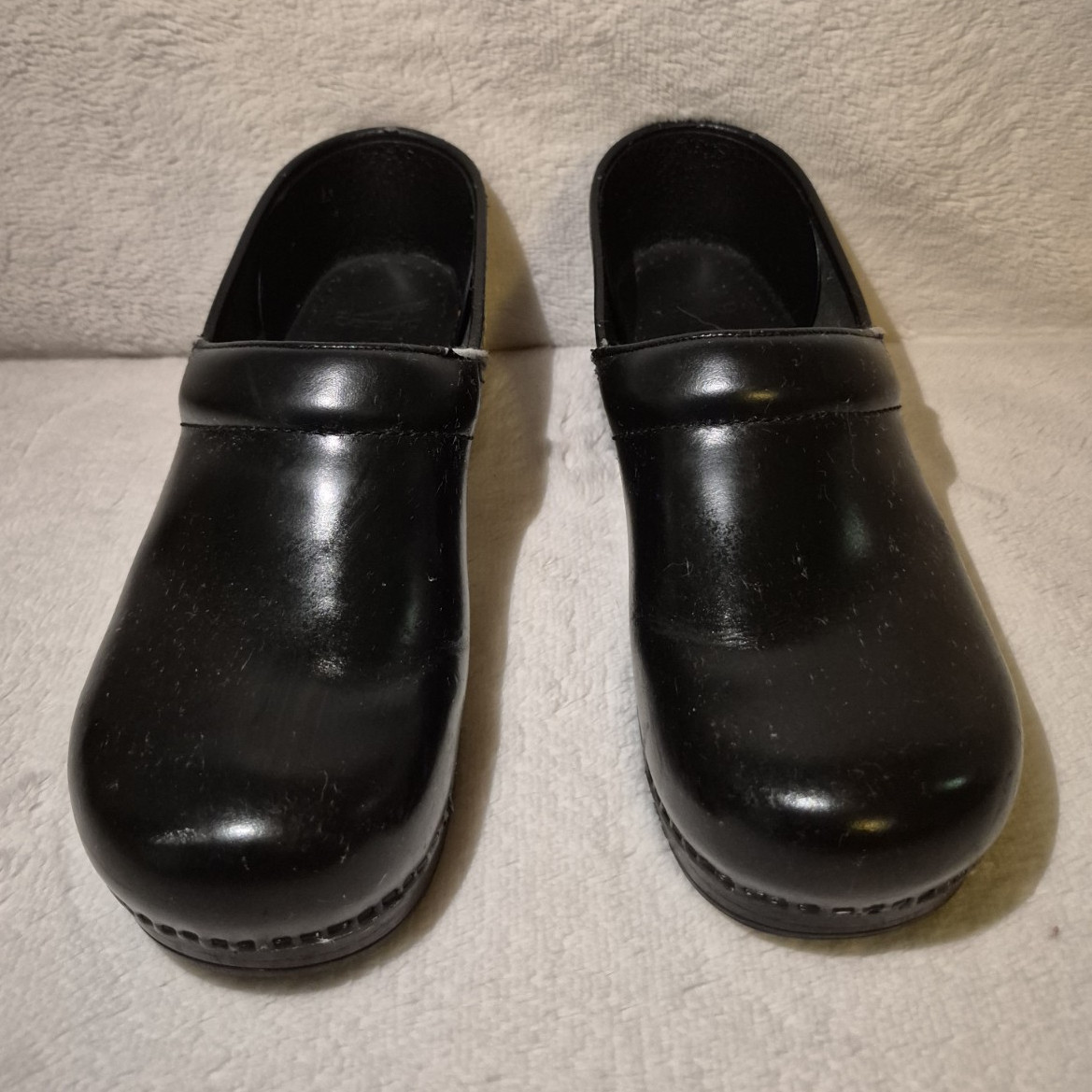 Dansko Professional Women’s Black Leather Slip-On Clog Round Toe EU 42 US 9.5