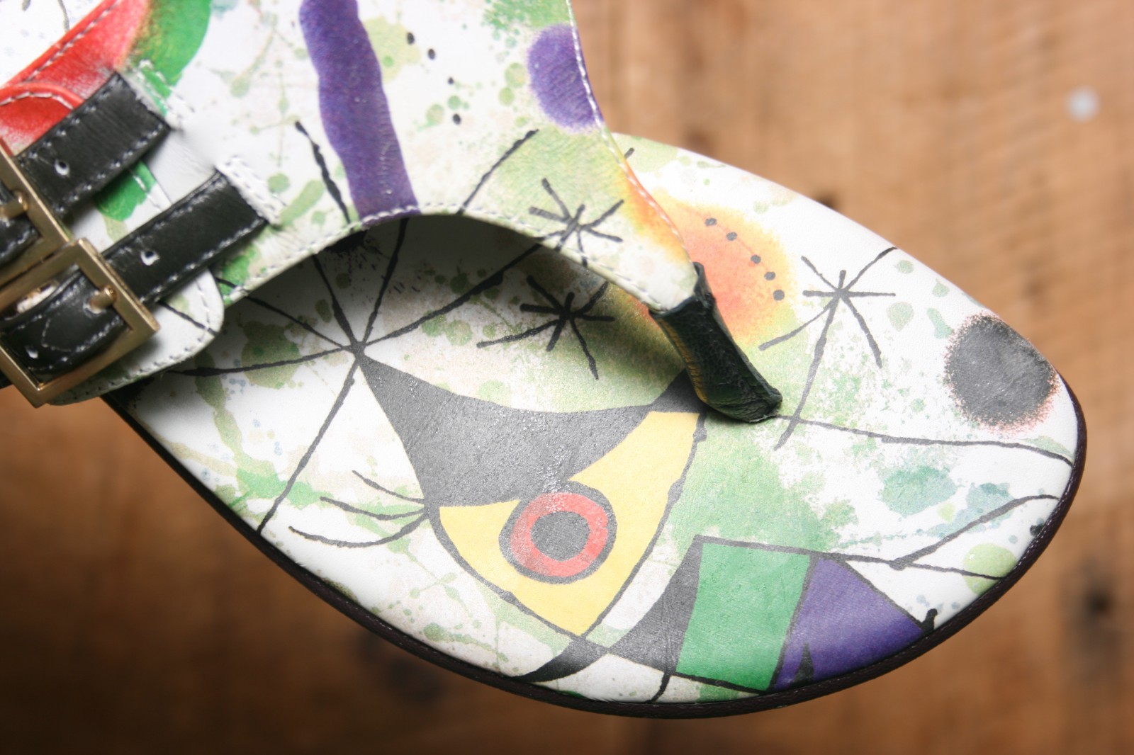 Icon Los Angeles Wearable Art Shoes ‘Miro Singing Fish’ Thong Sandals Sz. 8