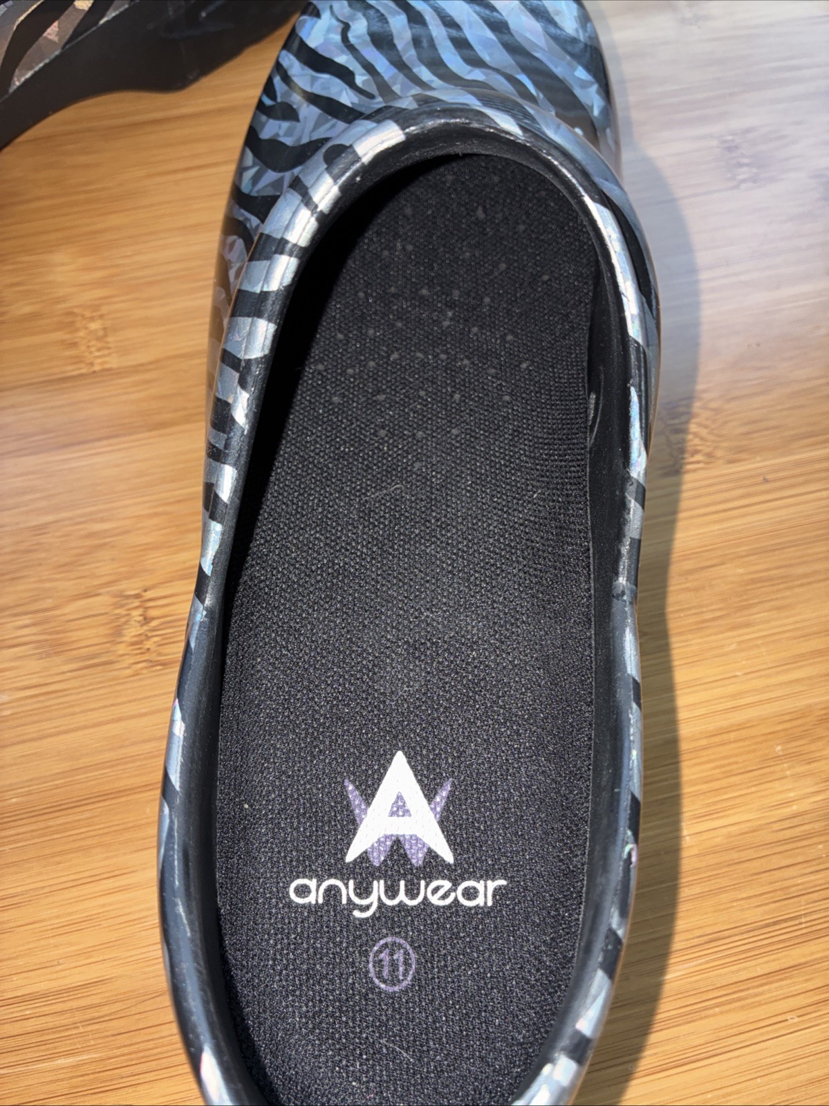 Anywear SR Angel Metallic Zebra Holographic Nursing Clogs Womens 11 Mens 9 Work