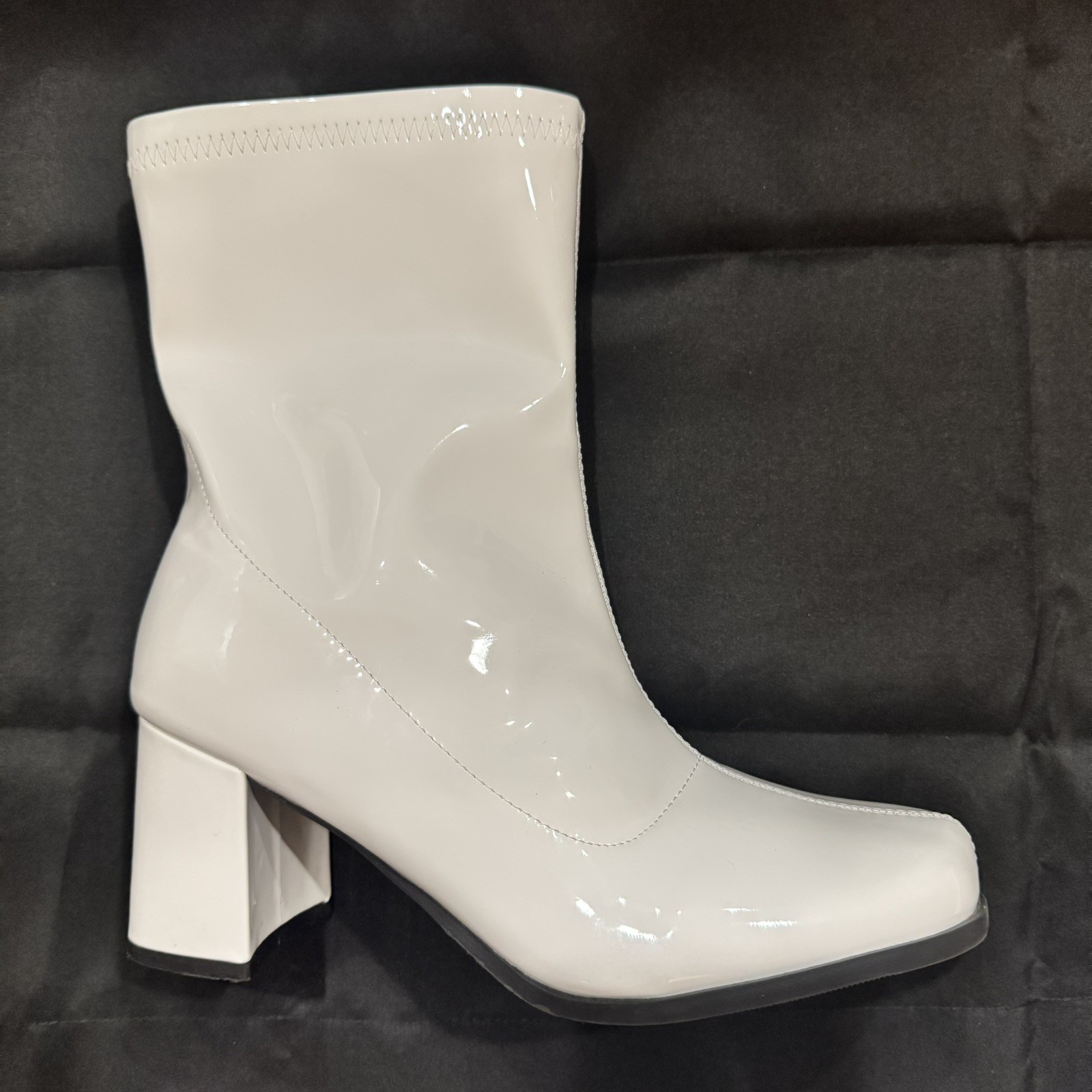 White LIURUIJIA Women’s Gogo Boots Mid Calf Block Heel Square Toe Size 11