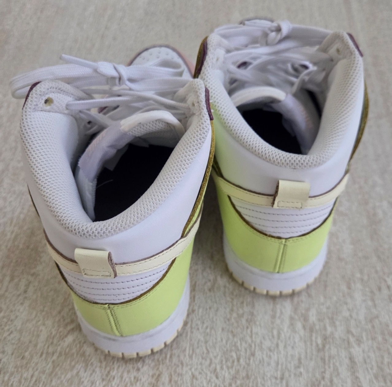 Nike Dunk High Cashmere Lemon Twist Shoes / Size US Size 9 / Excellent