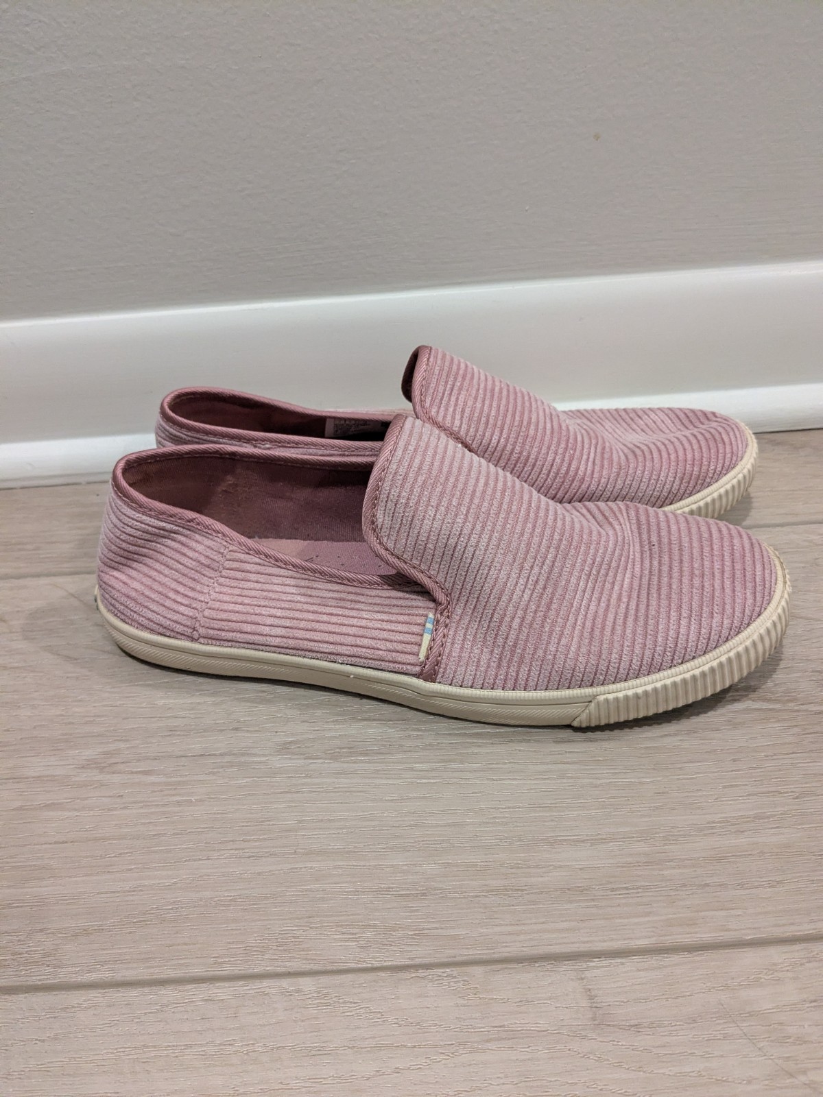 Tom’s Mauve Corded Loafers Women’s Size 7
