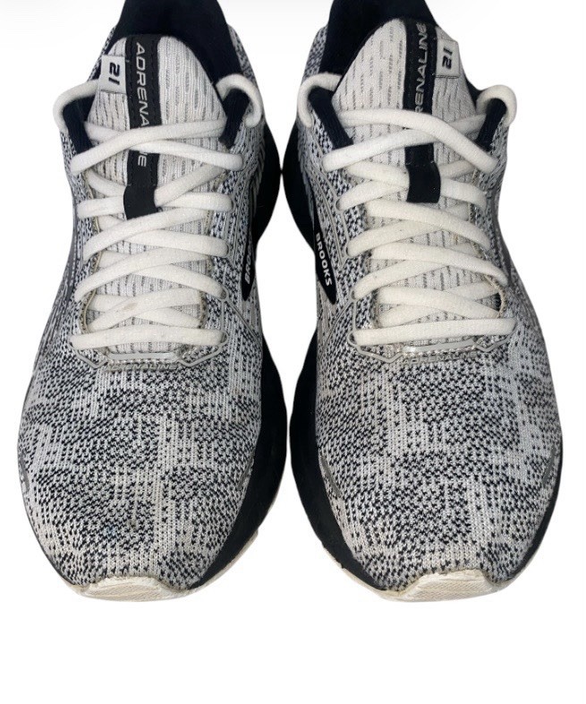 Brooks Adrenaline GTS 21 Women’s Black/White Size10 1203291B135 (Pre owned)