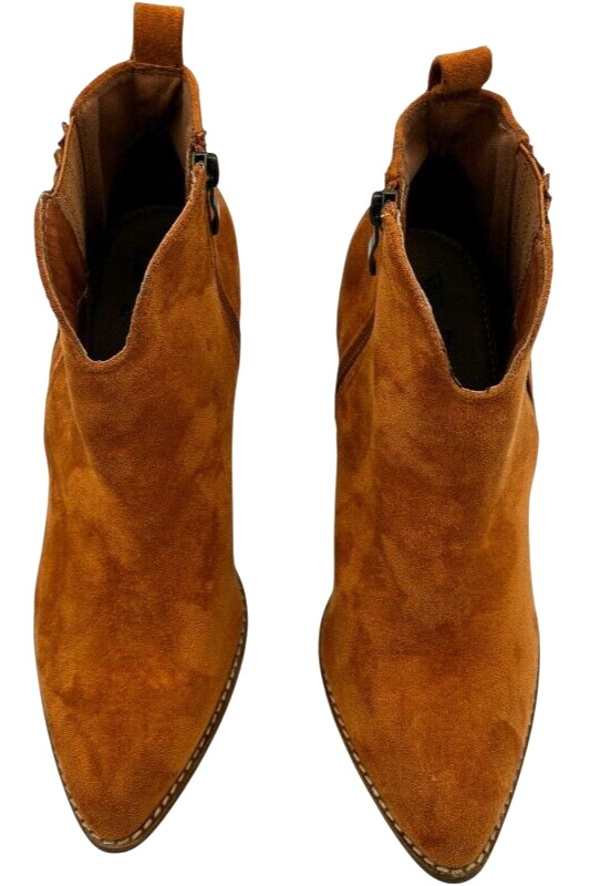 beast fashion women’s camel suede 3.5 in heeled zip-up booties size 8.5 – EUC