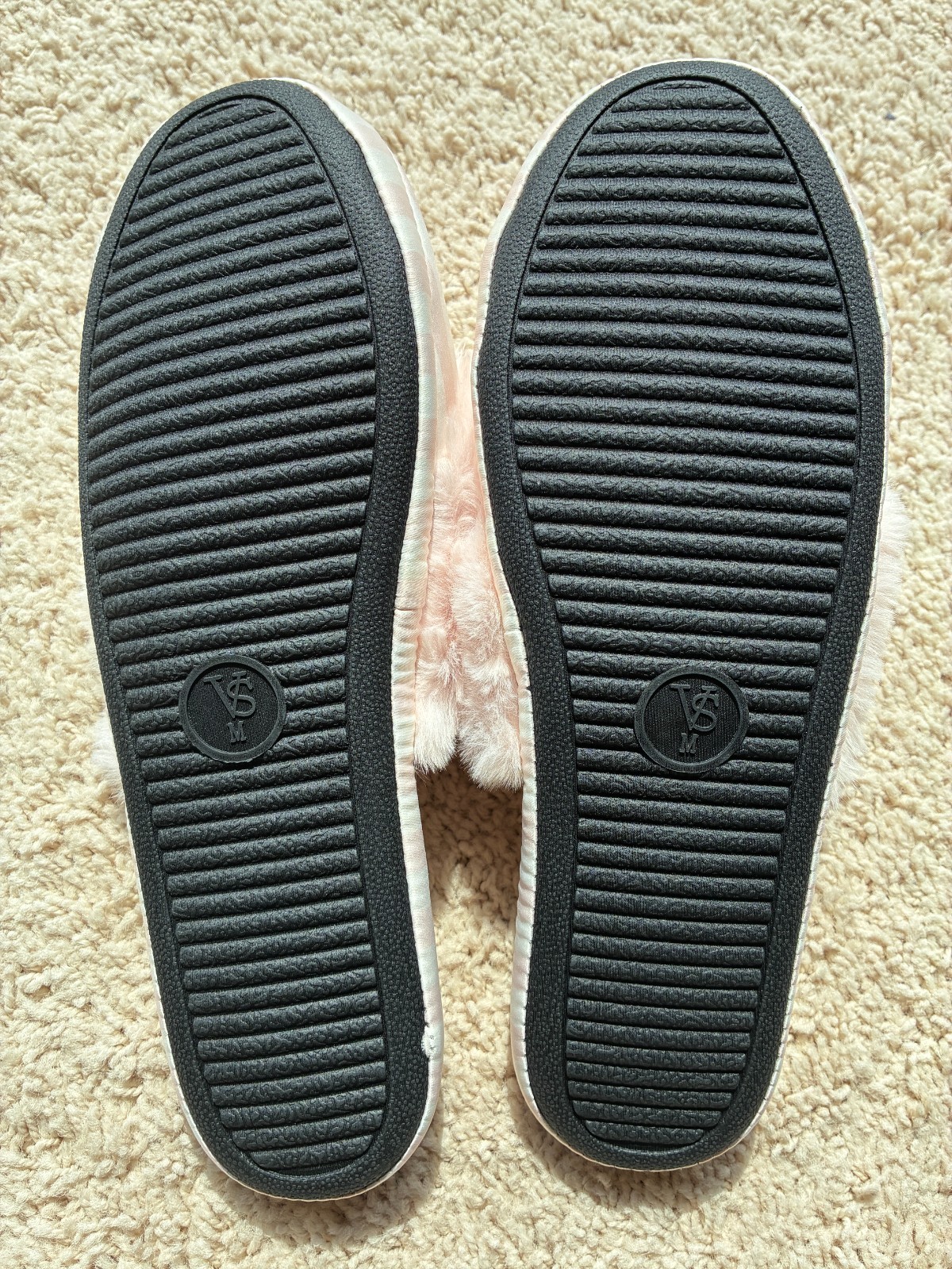 NWT M (7-8) Victoria’s Secret Pink Satin Slippers & Bag