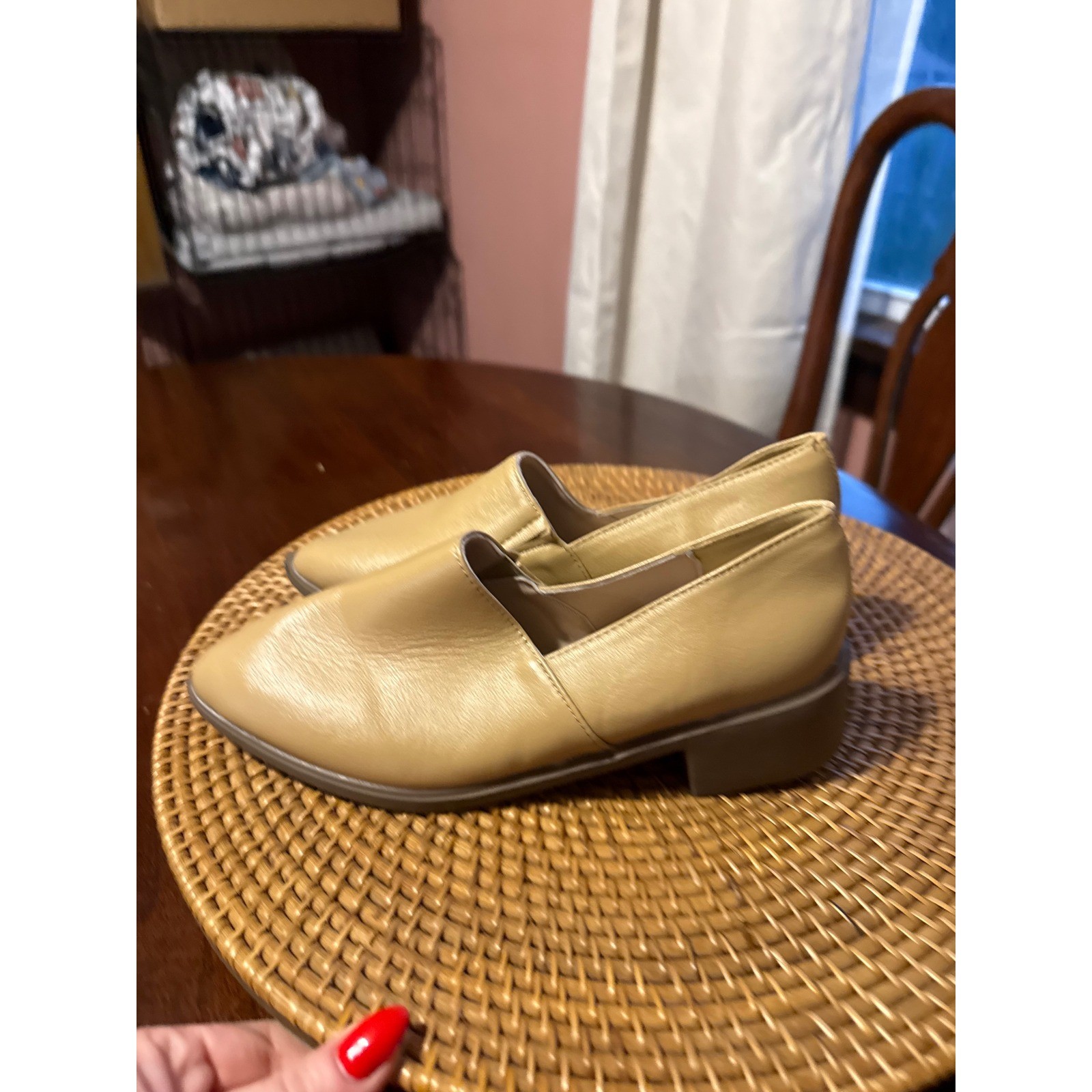 Vero Cuoio Tan Leather Pointed Toe Slip On Loafers Low Block Heel Beige Shoes