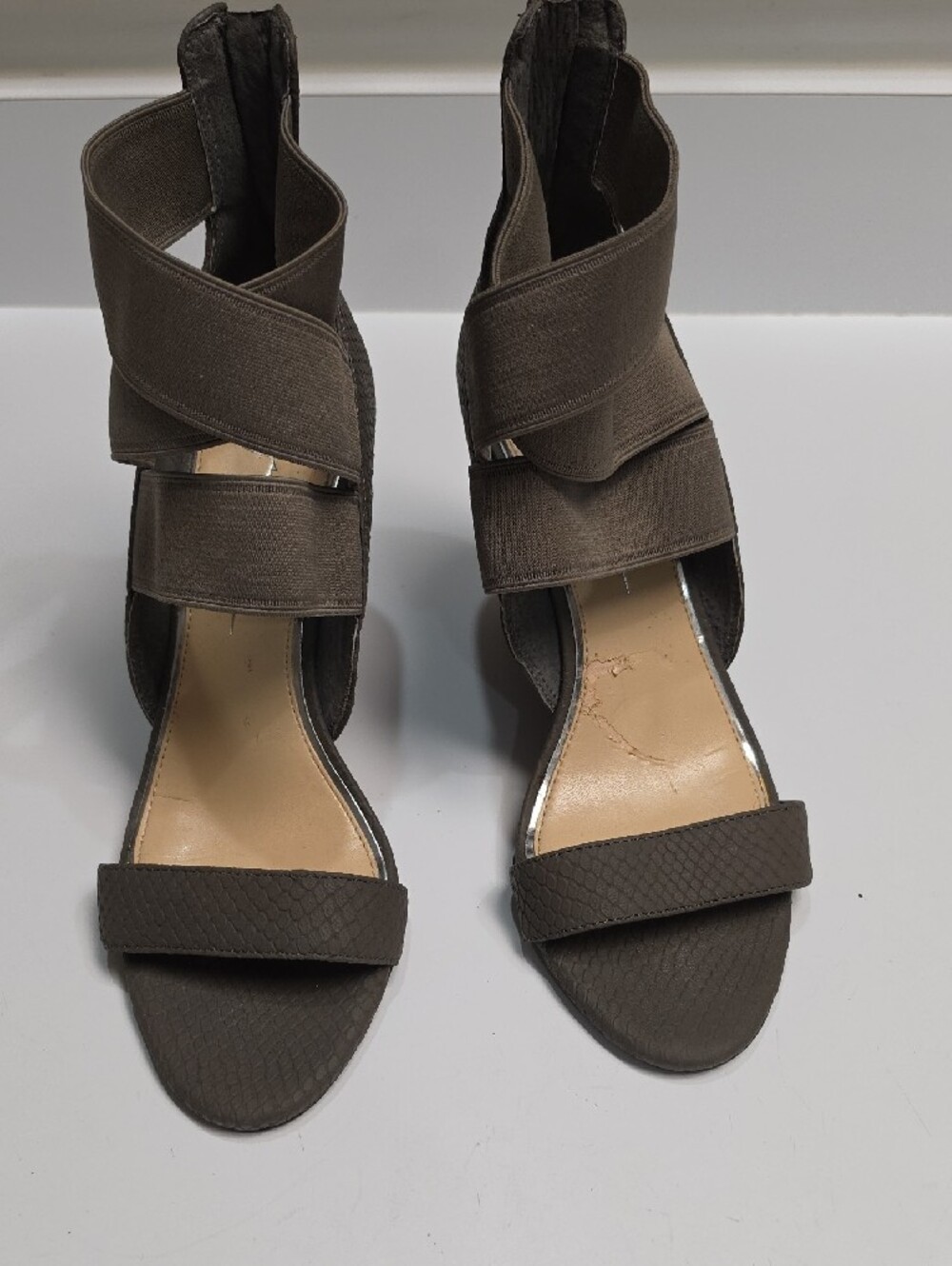 Jessica Simpson Maddalo Elastic Strappy Wedge Open-Toe Sandals-Taupe – Size 8.5