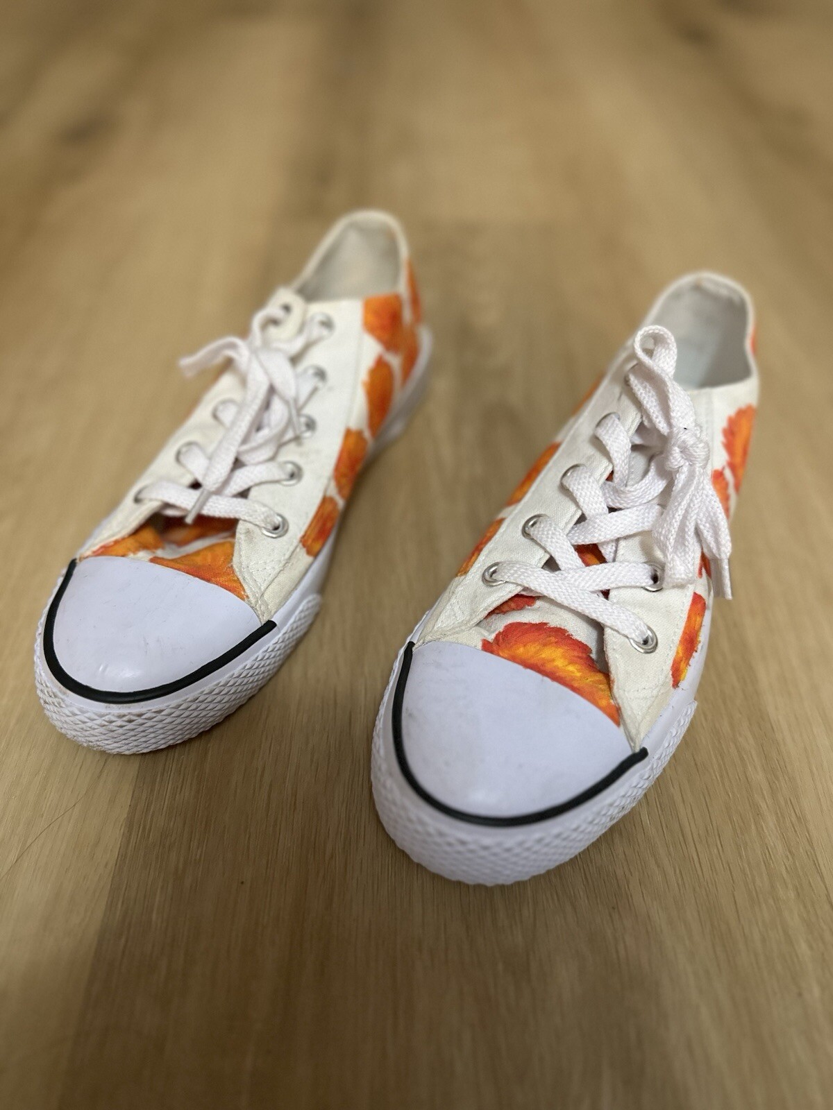 Airwalk Women’s Size 7 Orange Floral Shoes Canvas Low Top