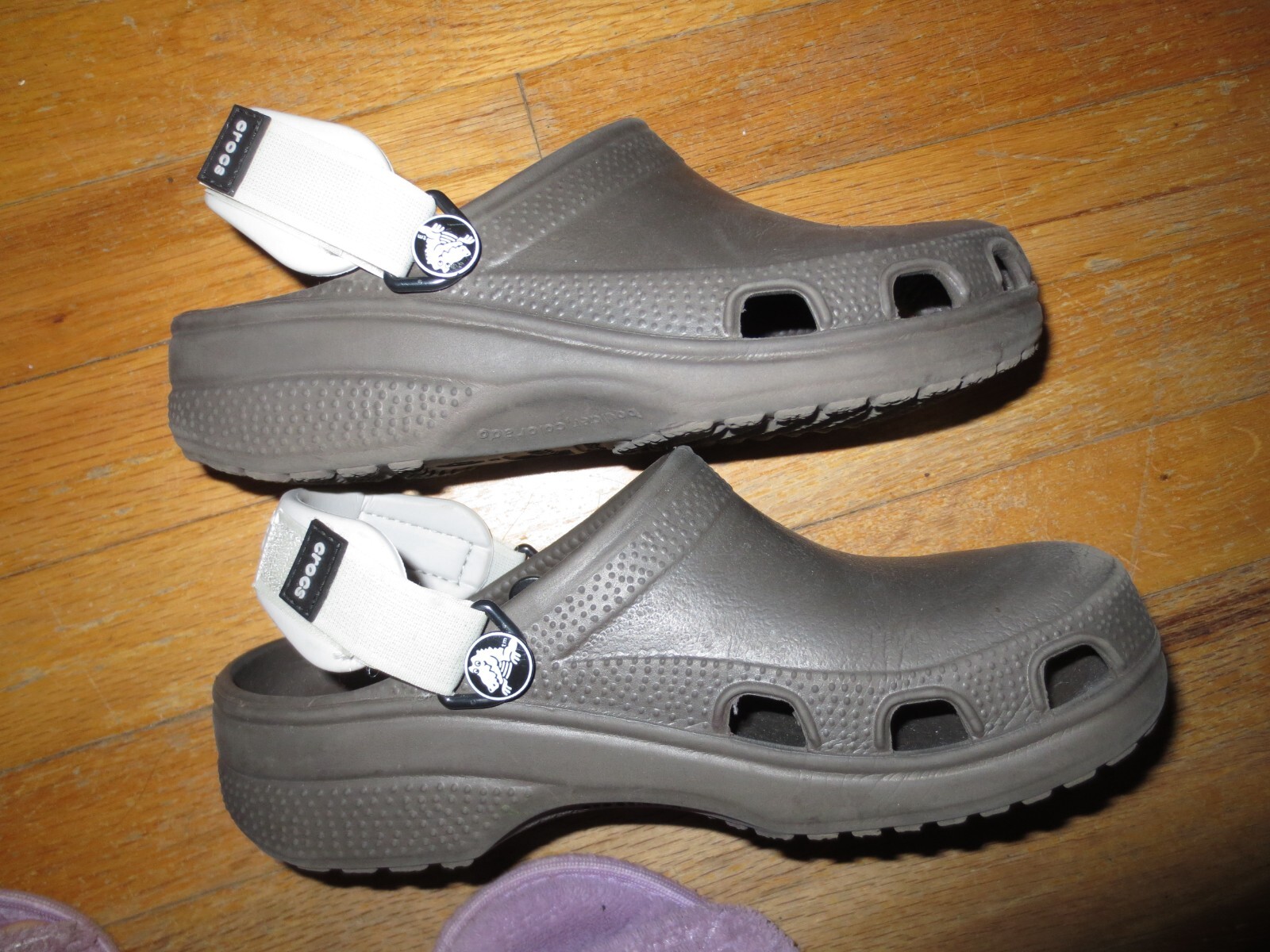 Women’s Crocs All terrain Brown W/Tan Heel Size 6 Men’s Size 4 VGC