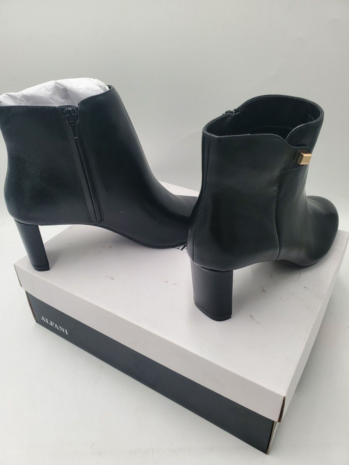 Alfani 9.5 M Women PAAM Black Almond Toe Ankle Boots Shoes Medium (B,M)
