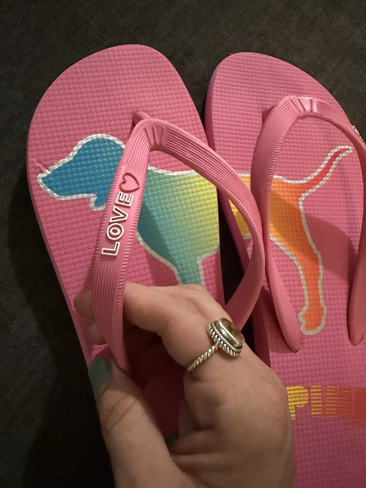 Vintage Y2K VS PINK Women’s Pink Flip Flop Sandals Thong Y-Strap Rainbow Ombré
