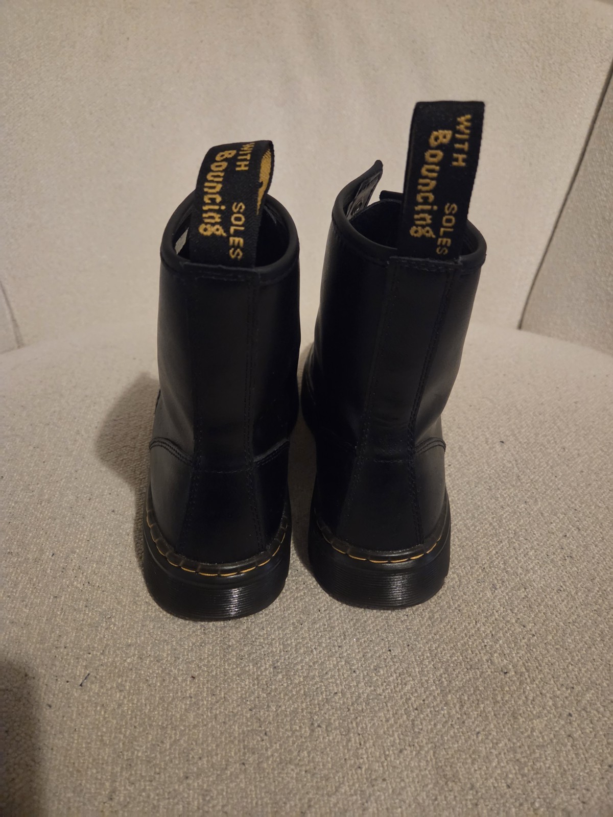 Dr. Martens 1460W Air Ware Leather Women’s Boots 9 US – Black