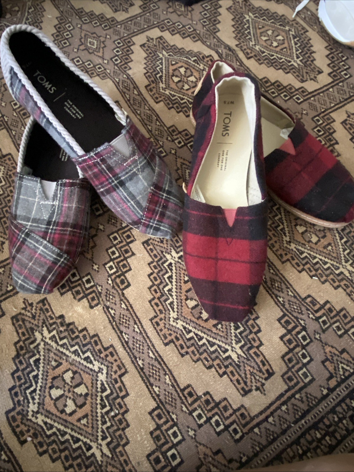 Tom’s In Plaid, Size W 7.5 ( priced for 2 pairs as shown to be shipped together)