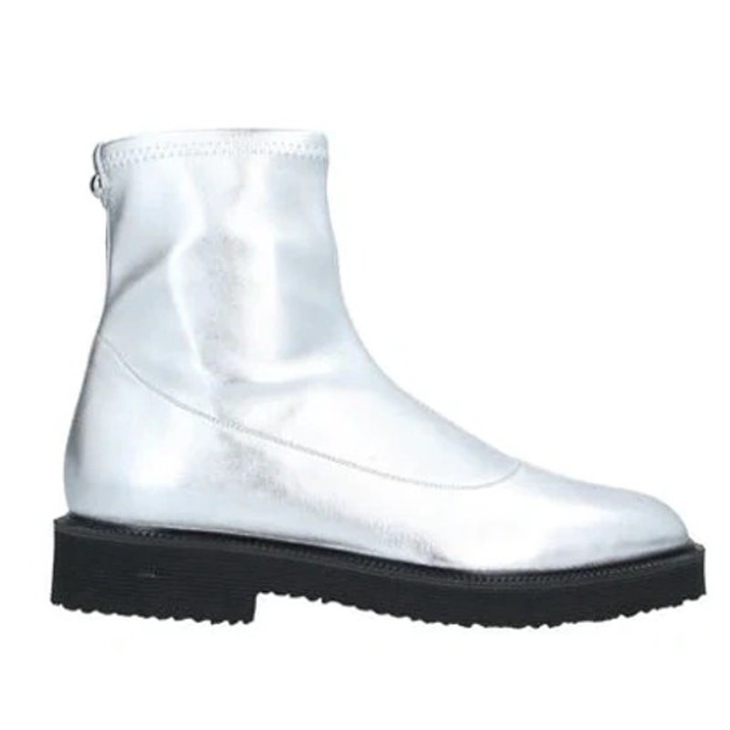 NWT Giuseppe Zanotti Pull On Square Toe Ankle Boots Silver Women’s 36-37 / US 6
