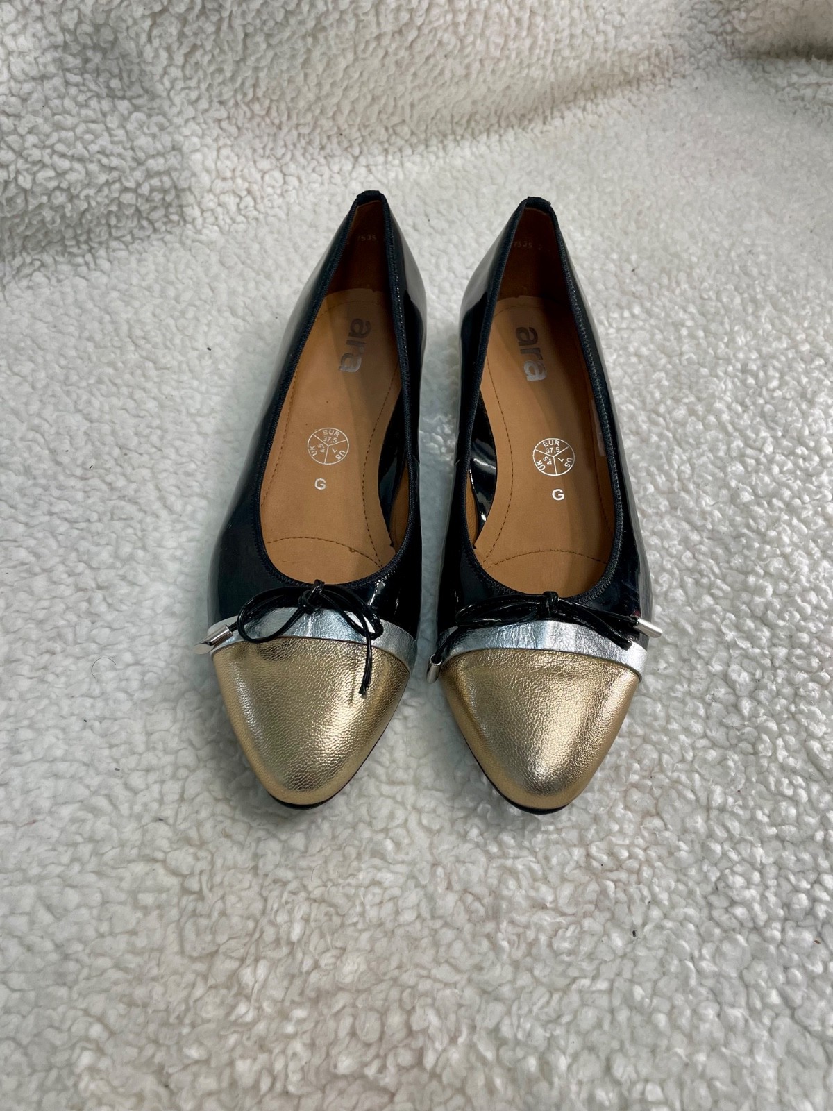 Ara Black Patent Leather Pointed Toe Flats Gold Cap Toe Women’s EU 37.5 G Wide
