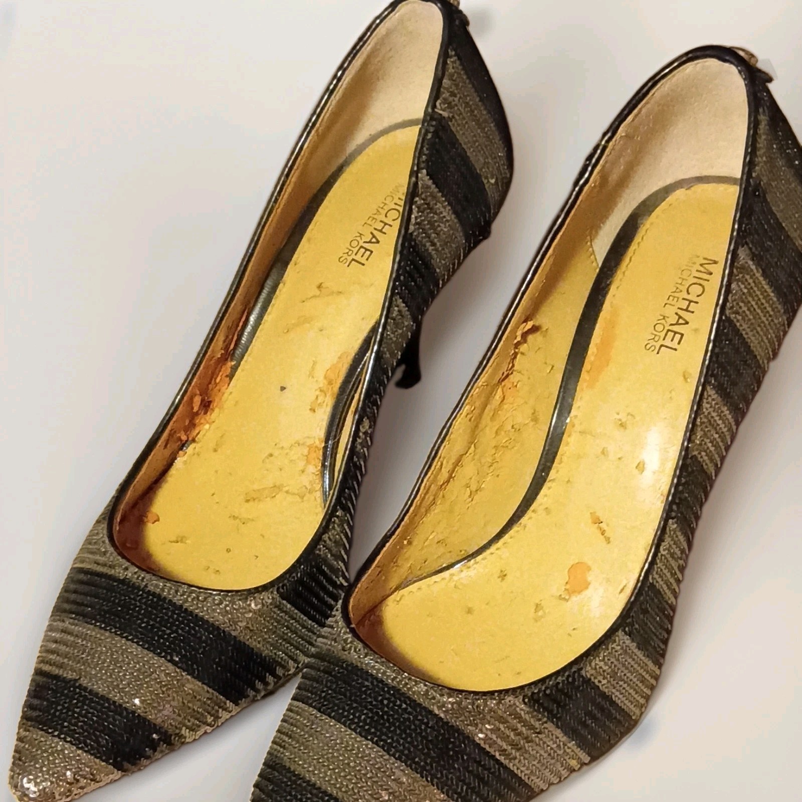 Michael Kors Pointed Toe Stiletto Pump Striped Sequin Black/Silver/Gold 7M
