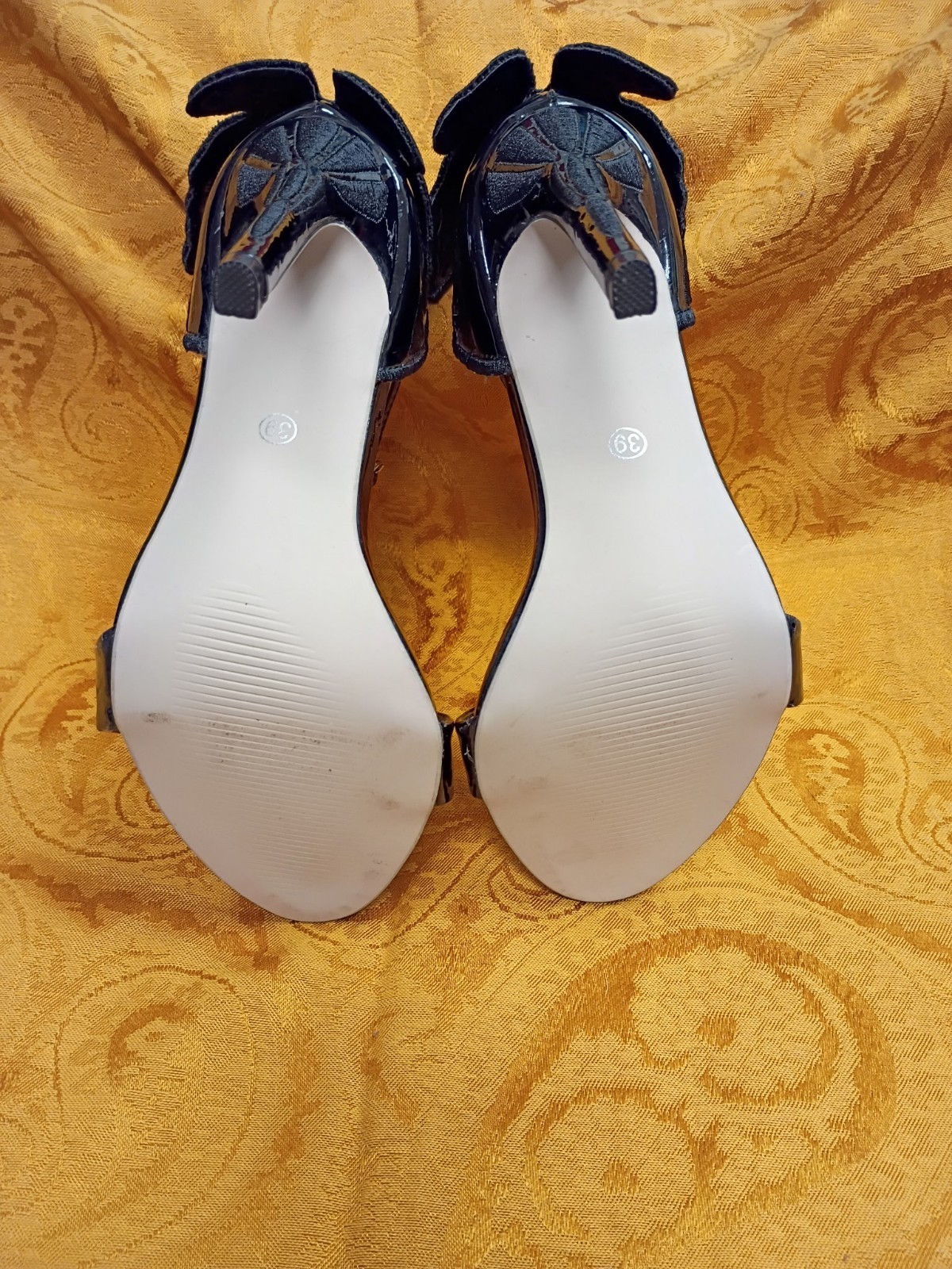 NEW Black 3D Butterfly Winged Stiletto Heels EU 39 US 8.5 Embroidery Detail
