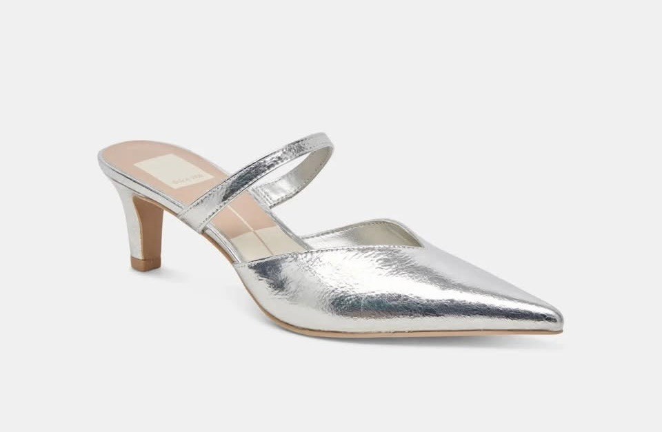 Dolce Vita Kanika Mid Heels Silver Distressed Leather MINT size 7.5
