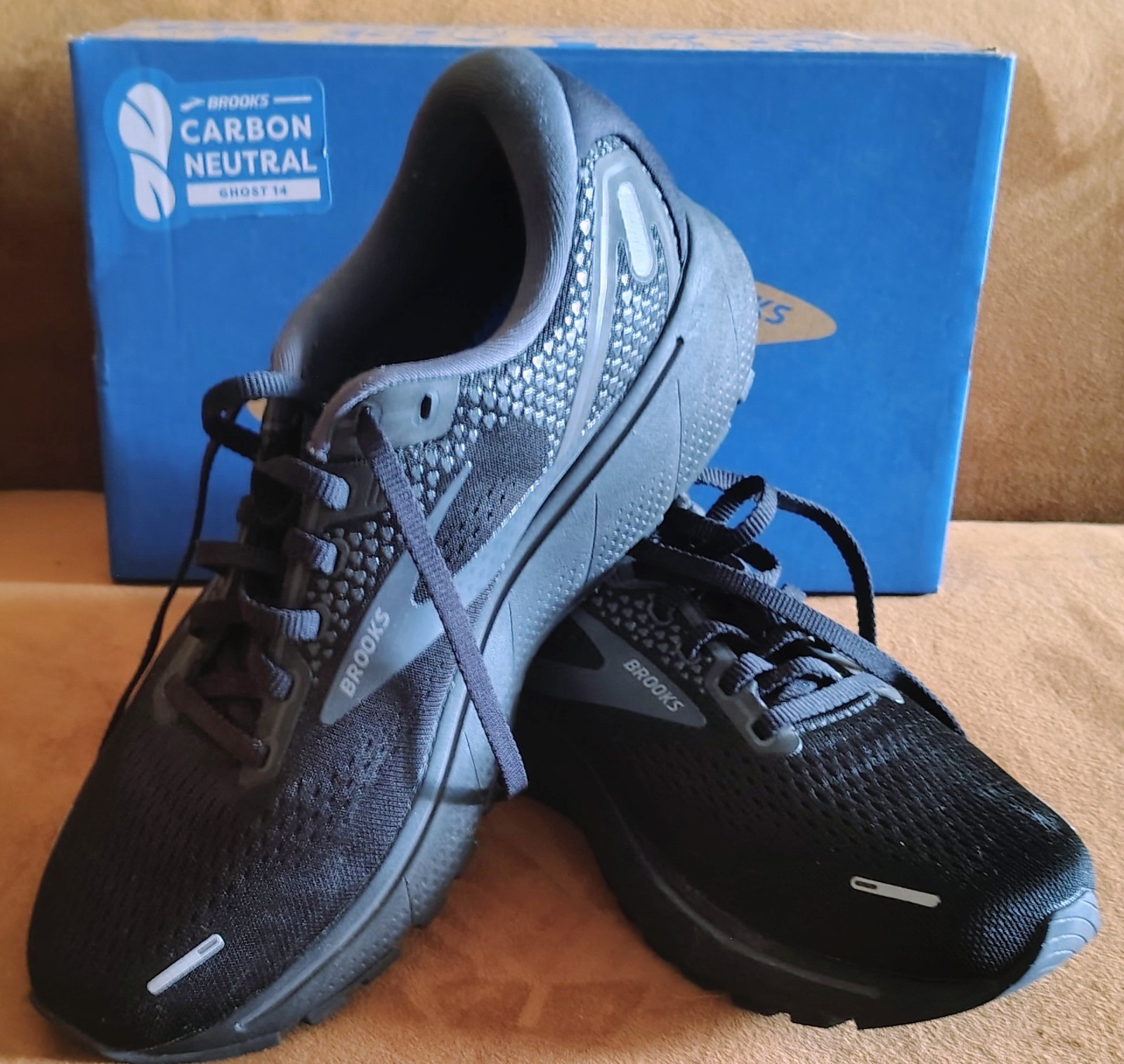Brooks GHOST 14 WOMENS RUNNING SHOES Sz 8.5 Wide D Black/Black Neutral BRAND NEW
