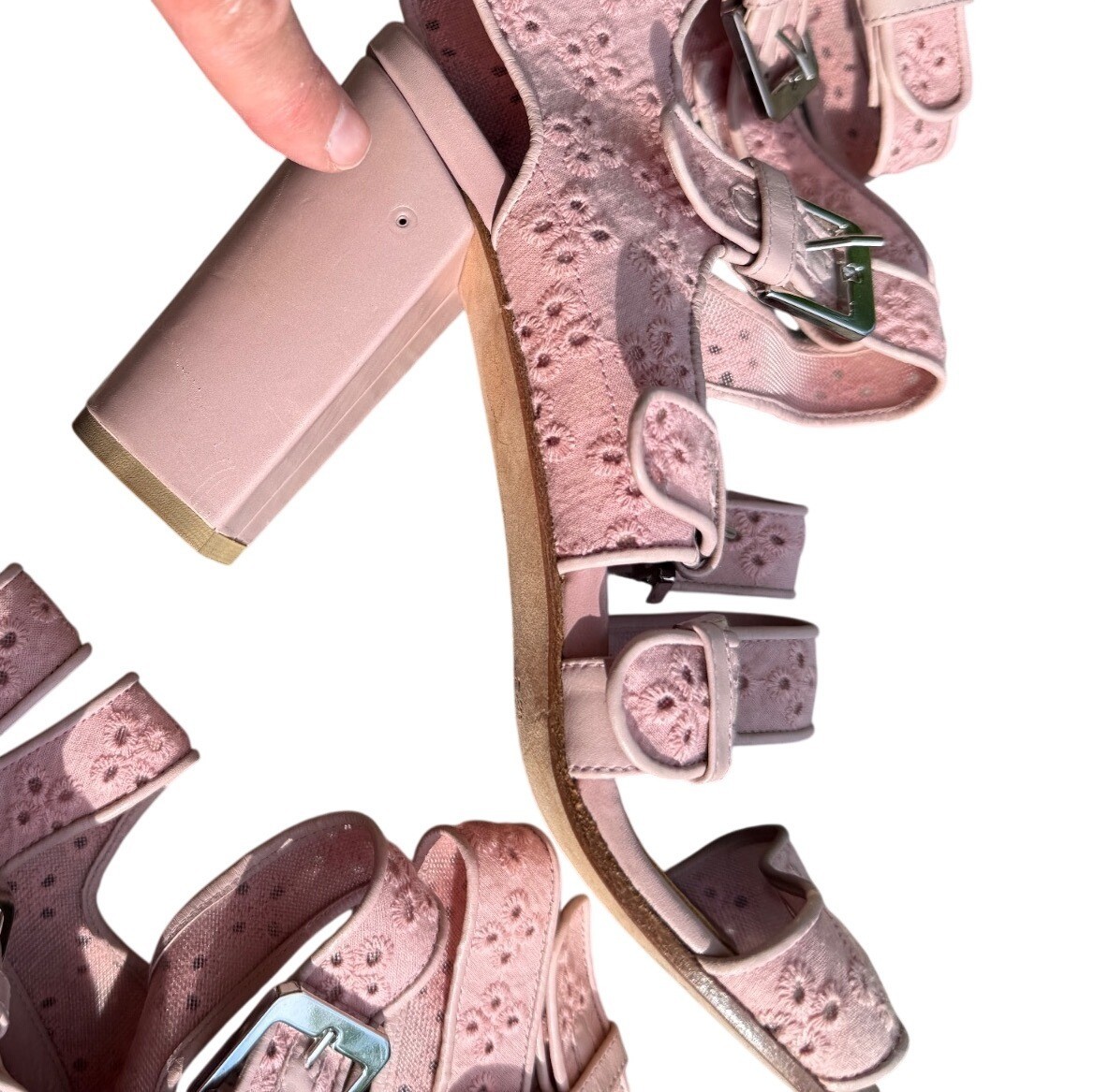 Laurence Dacade Leather Heels Eyelet Buckle Sandals Blush Pink Size 39 W Open To