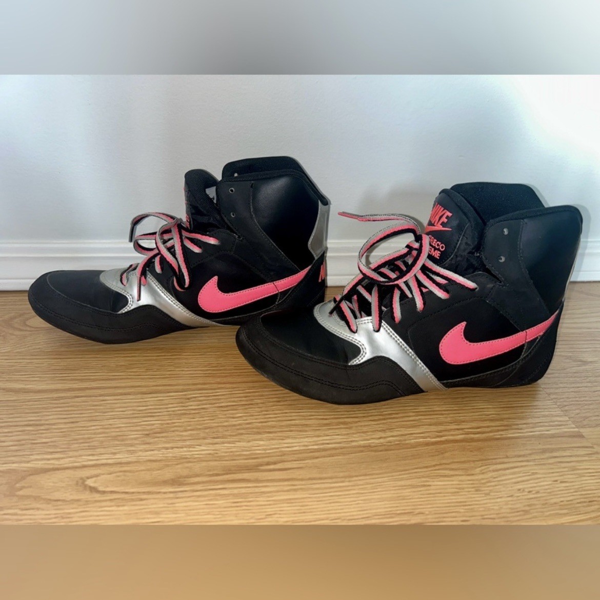 2012 Nike Greco Supreme Wrestling High Top Shoes Women’s Size 9 US